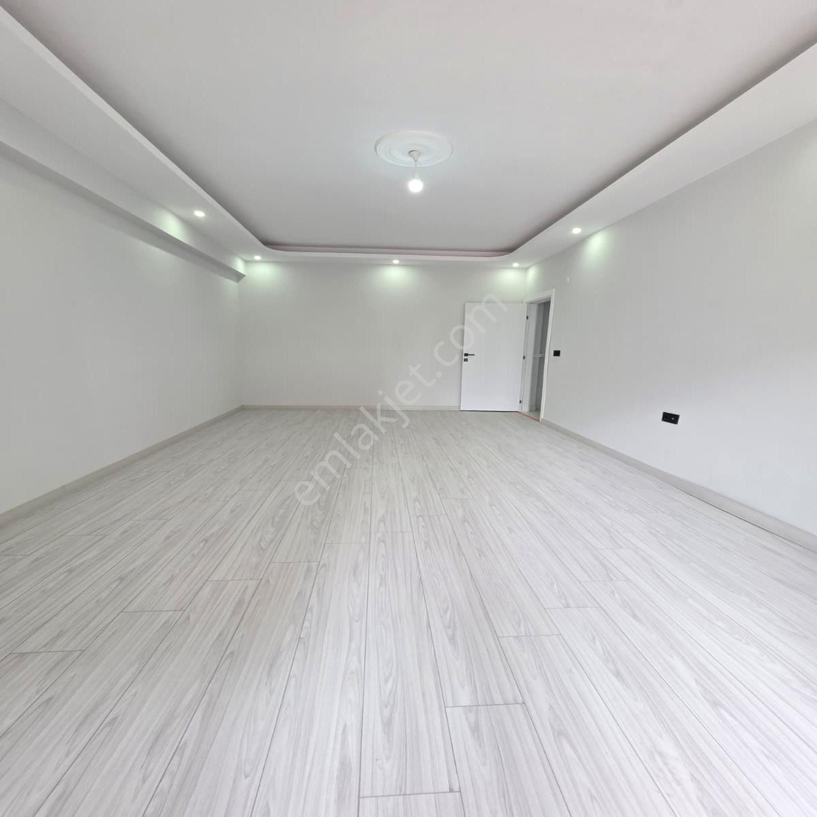 Çerkezköy İstasyon Mh Sıfır Geniş Lüks Havuzlu Sıte 2+1 - Görsel 13