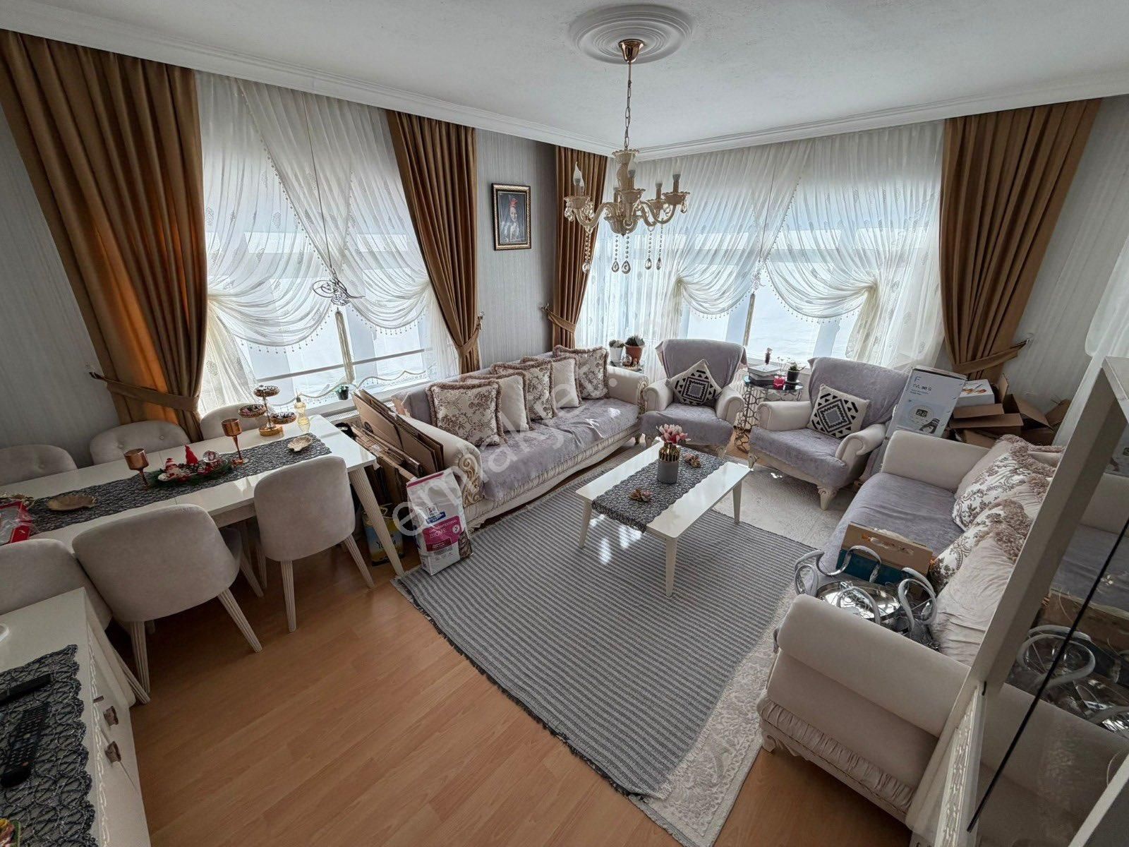 İstasyon Mh. 3+1 Cadde Üstü Ara Kat Bağımsız Krediye Uygun Full Yapılı Daire!