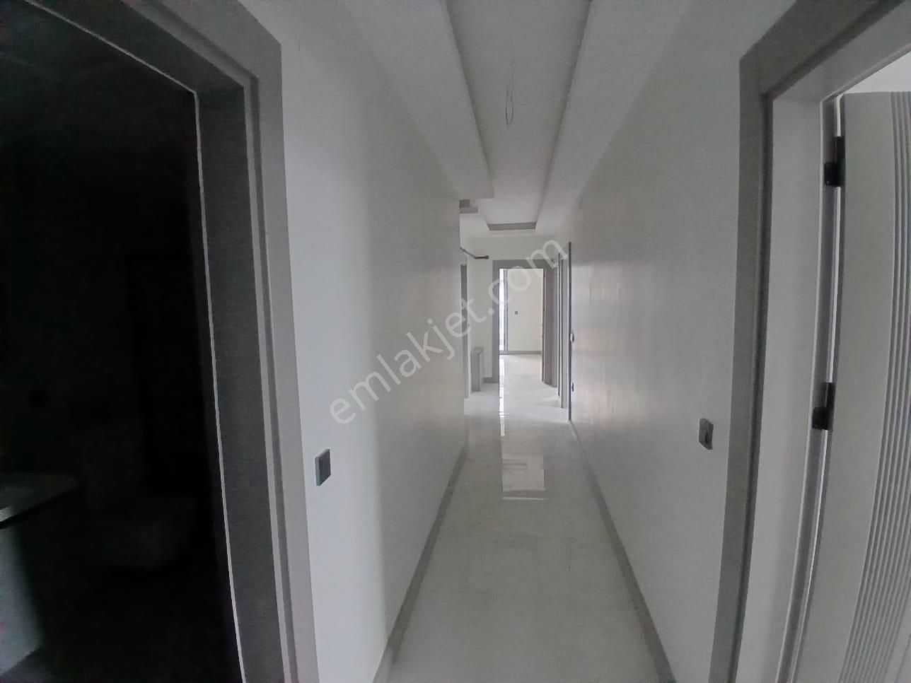 Akçay Emlak'tan Akşehir Yarenler Mahallesinde Garajlı Ara Kat Sıfır Satılık 3+1 Daire - Görsel 29