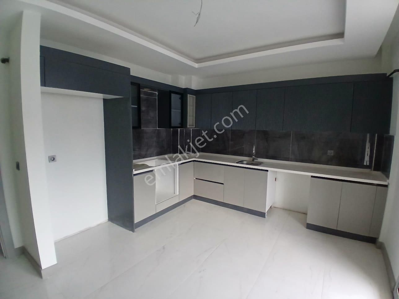 Akçay Emlak'tan Akşehir Yarenler Mahallesinde Garajlı Ara Kat Sıfır Satılık 3+1 Daire - Görsel 4