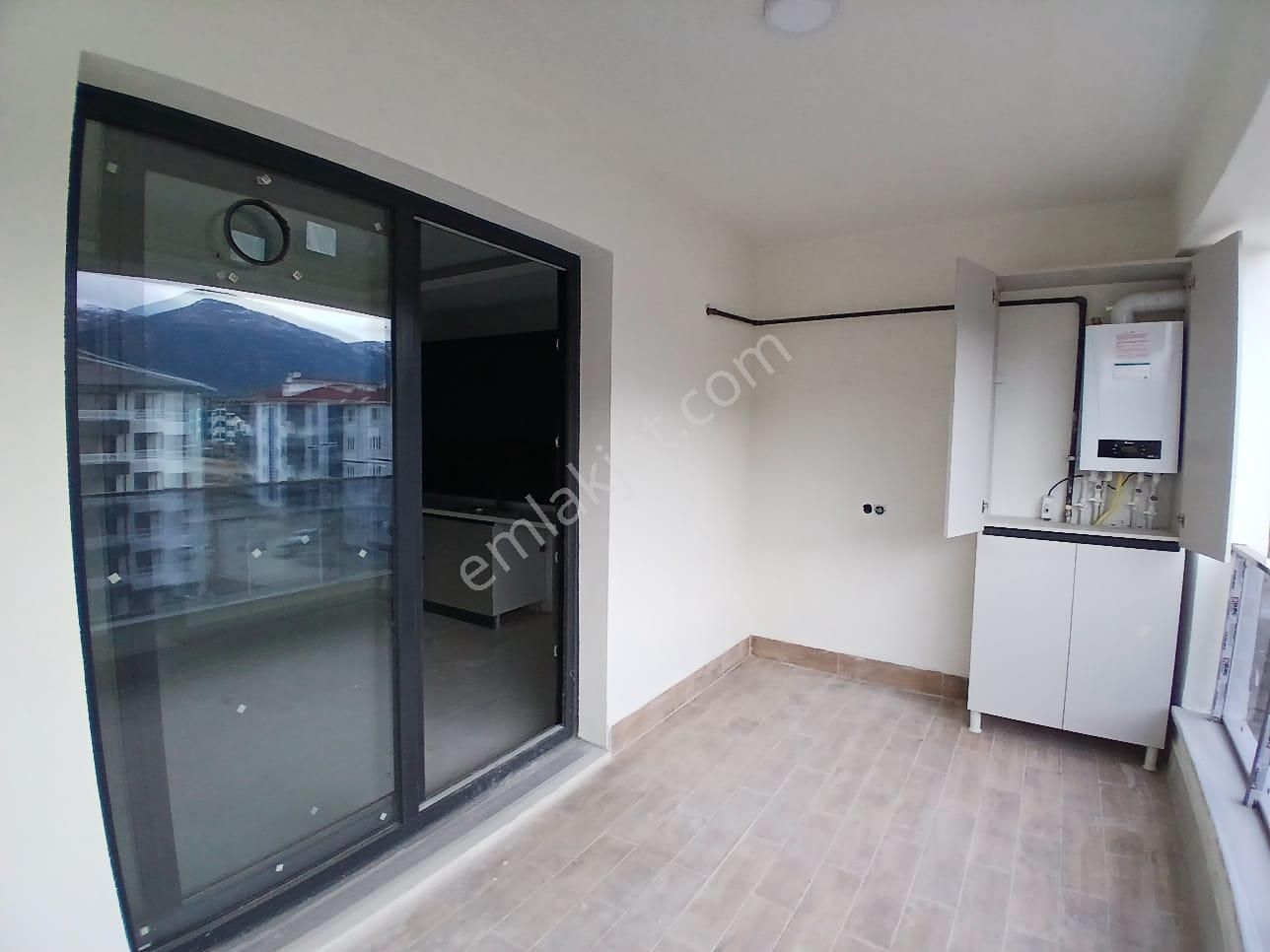 Akçay Emlak'tan Akşehir Yarenler Mahallesinde Garajlı Ara Kat Sıfır Satılık 3+1 Daire - Görsel 32