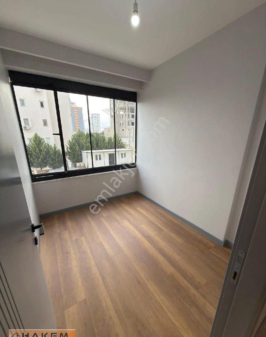 Hakem Emlak'tan Stada Yakın 2+1 Ultra İşçilikli Yatay Mimarî Daire - Görsel 2