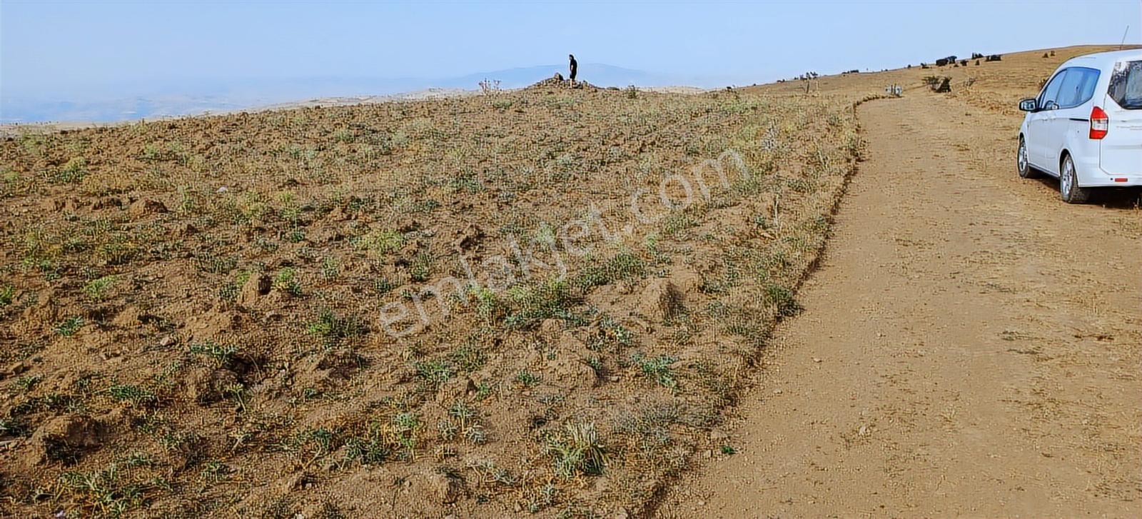 Nova'dan Çubuk Küçükalide,mera Yanında 7790 M2 Tarla-fiyat Düştü