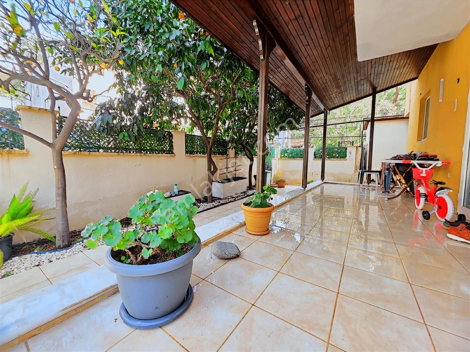 Marvera 'dan Adaköy Mevki Tam Müstakil Denize 200 Mt. Villa - Görsel 4