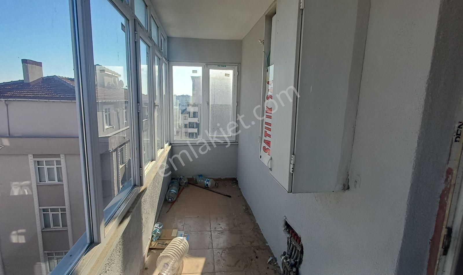 Oturuma Hazır Çift Balkonlu, Geniş, Uygun Fiyatlı Daire - Görsel 10