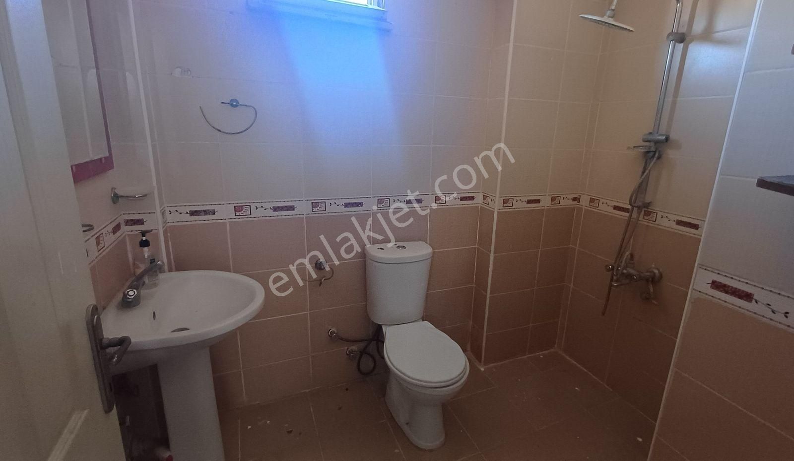 Oturuma Hazır Çift Balkonlu, Geniş, Uygun Fiyatlı Daire - Görsel 3