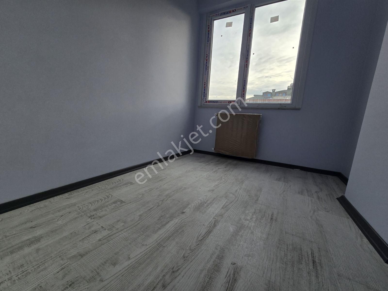 Meydanda Satılık Öncephe 2+1 Ara Kat Daire - Görsel 6