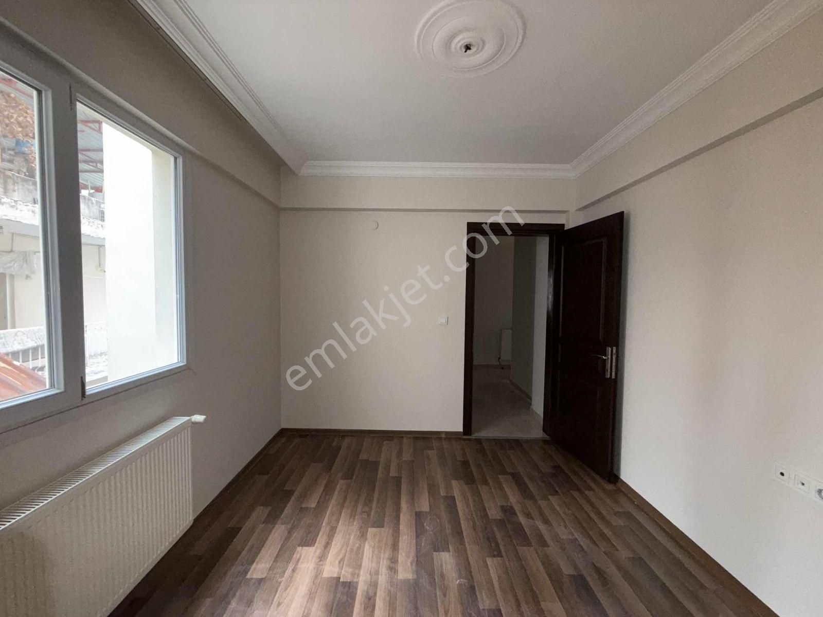 Remax Pin'den Girne Mahallesinde Doğalgazlı 3+1 Kiralık Daire - Görsel 21