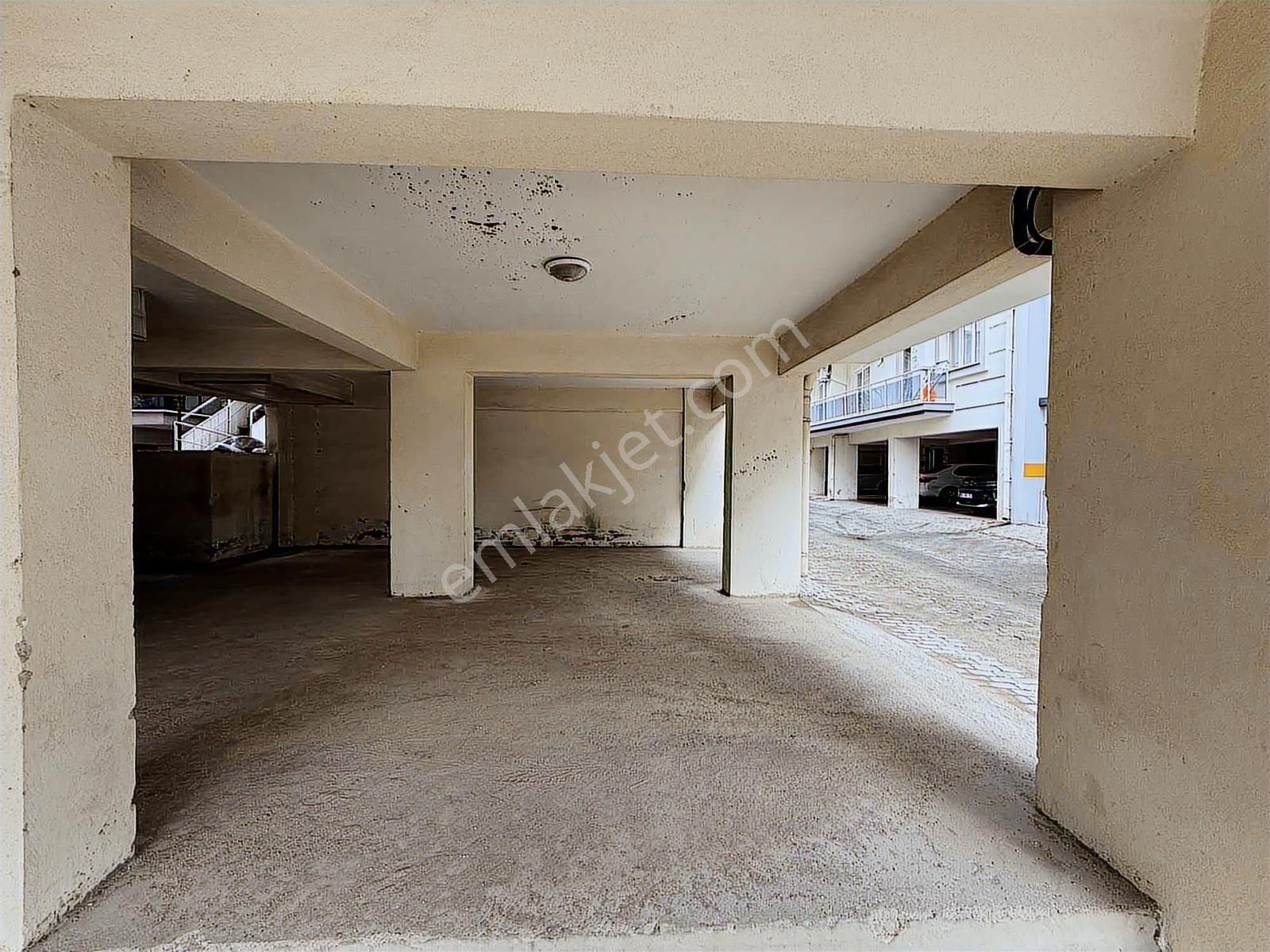 Remax Pin'den Girne Mahallesinde Doğalgazlı 3+1 Kiralık Daire - Görsel 24