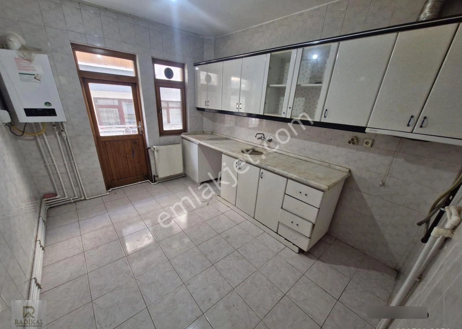 Aşıkpaşa Mahallesi Ziya Oralay Caddesi Üzeri Katta Kök Tapulu Satılık 3+1 Daire....... - Görsel 34