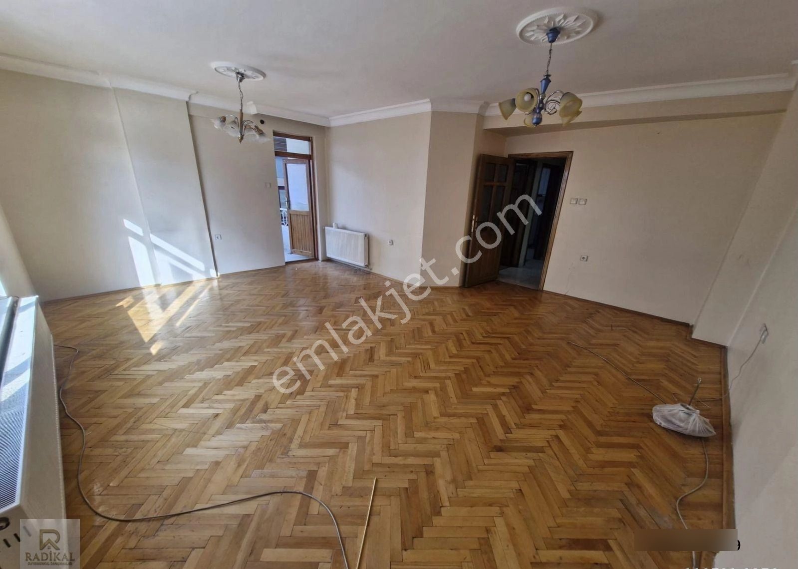 Aşıkpaşa Mahallesi Ziya Oralay Caddesi Üzeri Katta Kök Tapulu Satılık 3+1 Daire....... - Görsel 14