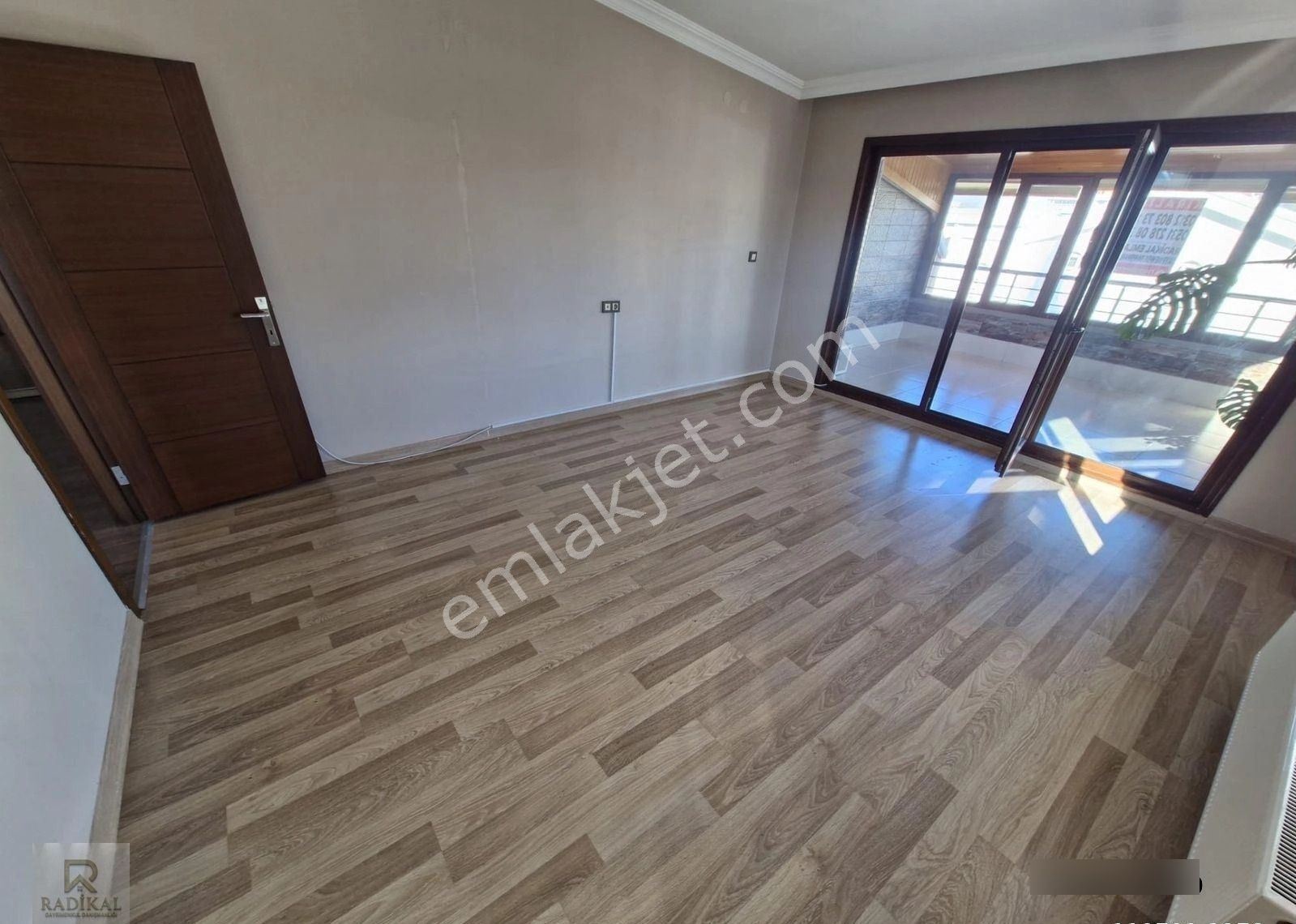 Yıldızevler Mahallesi Cezayir Caddesi Emsalsiz Full Yapılı Oturuma Hazır Kiralık 3+1 Dubleks Daire - Görsel 34