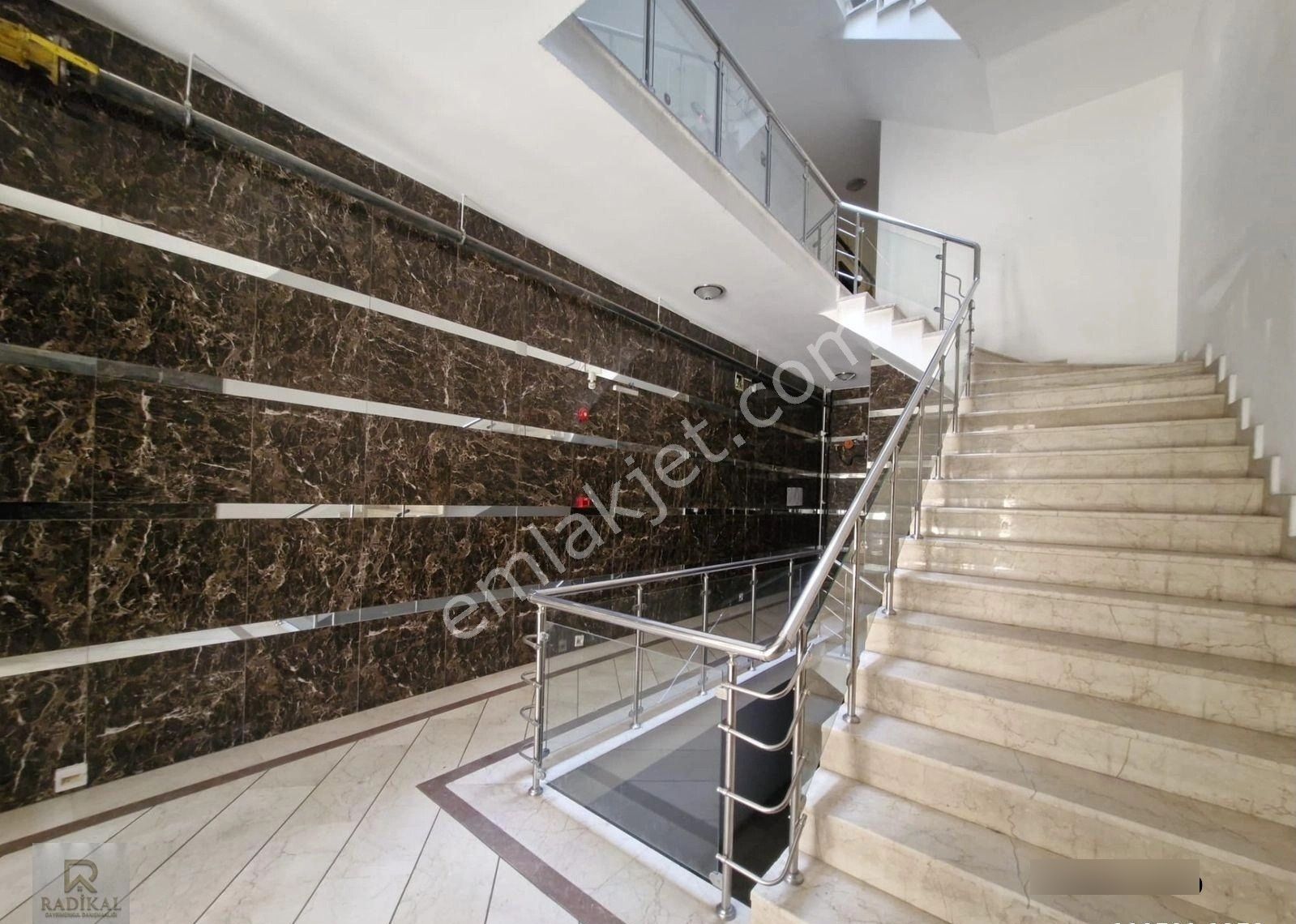 Yıldızevler Mahallesi Cezayir Caddesi Emsalsiz Full Yapılı Oturuma Hazır Kiralık 3+1 Dubleks Daire - Görsel 13