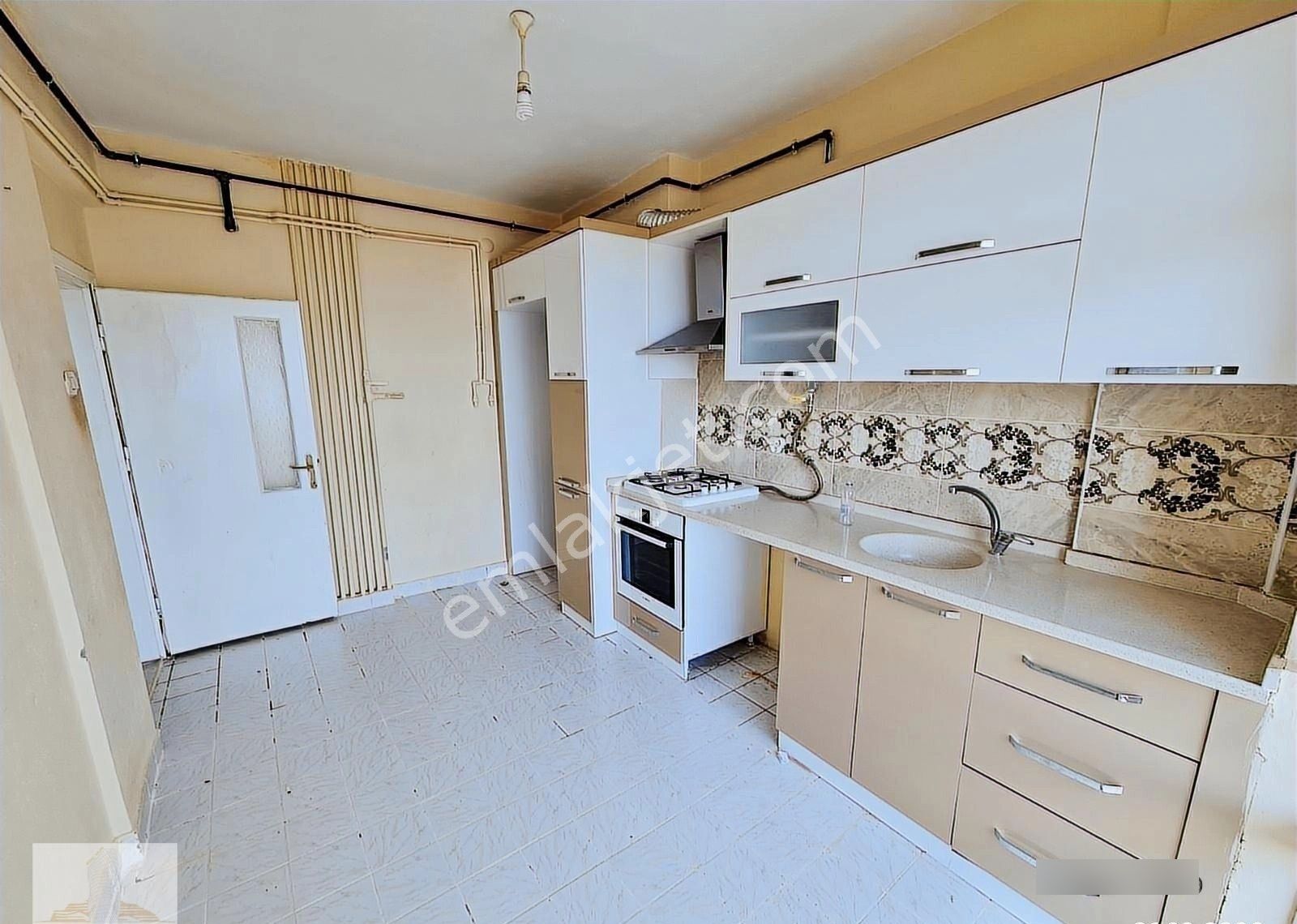 Bosna Mesaj Caddesi Üzerinde Güney Doğu Cepheli Satılık Daire - Görsel 8