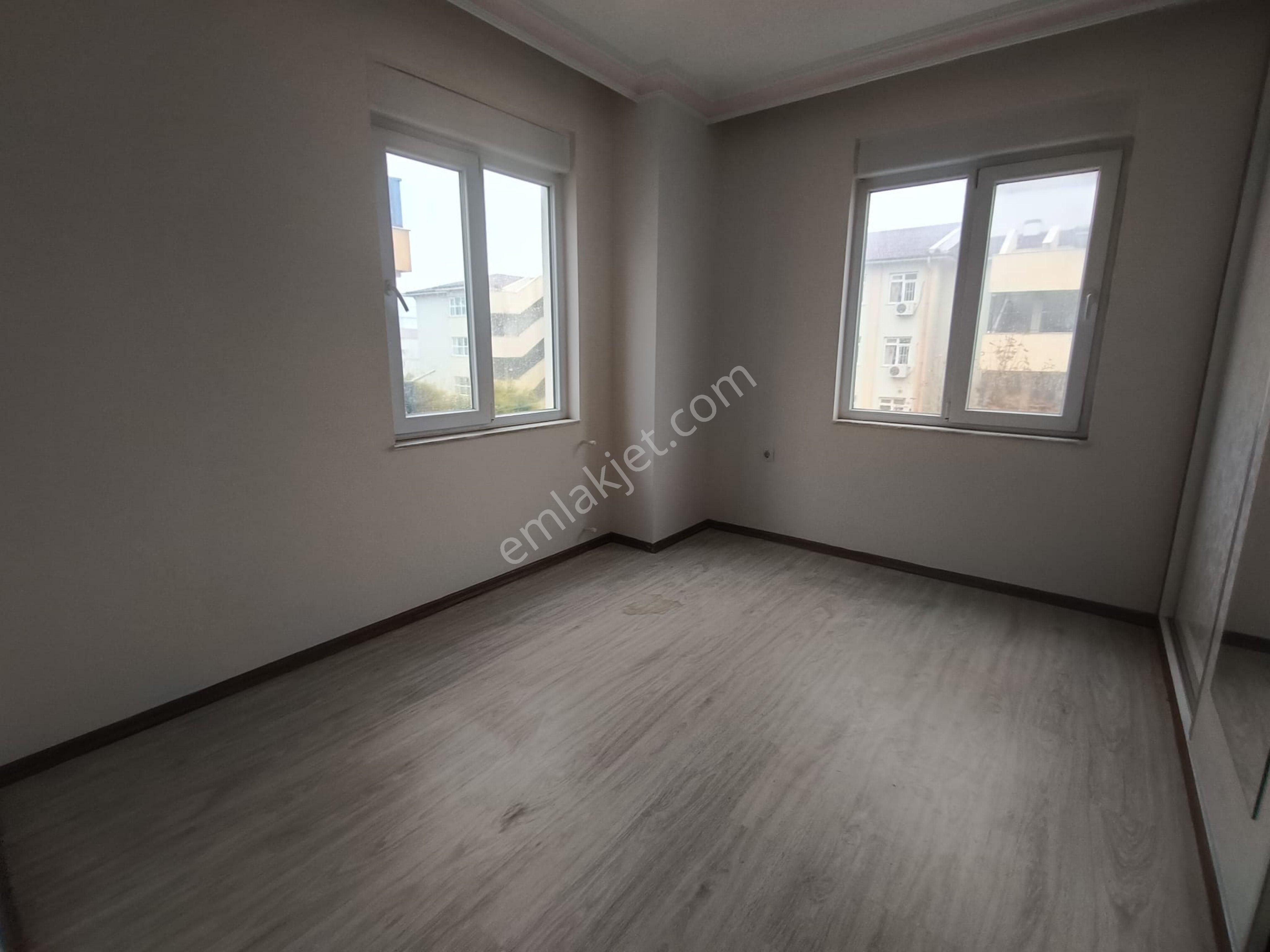 Sahalar Cephe Önü Açık Cadde Üstü 2+1 - Görsel 17