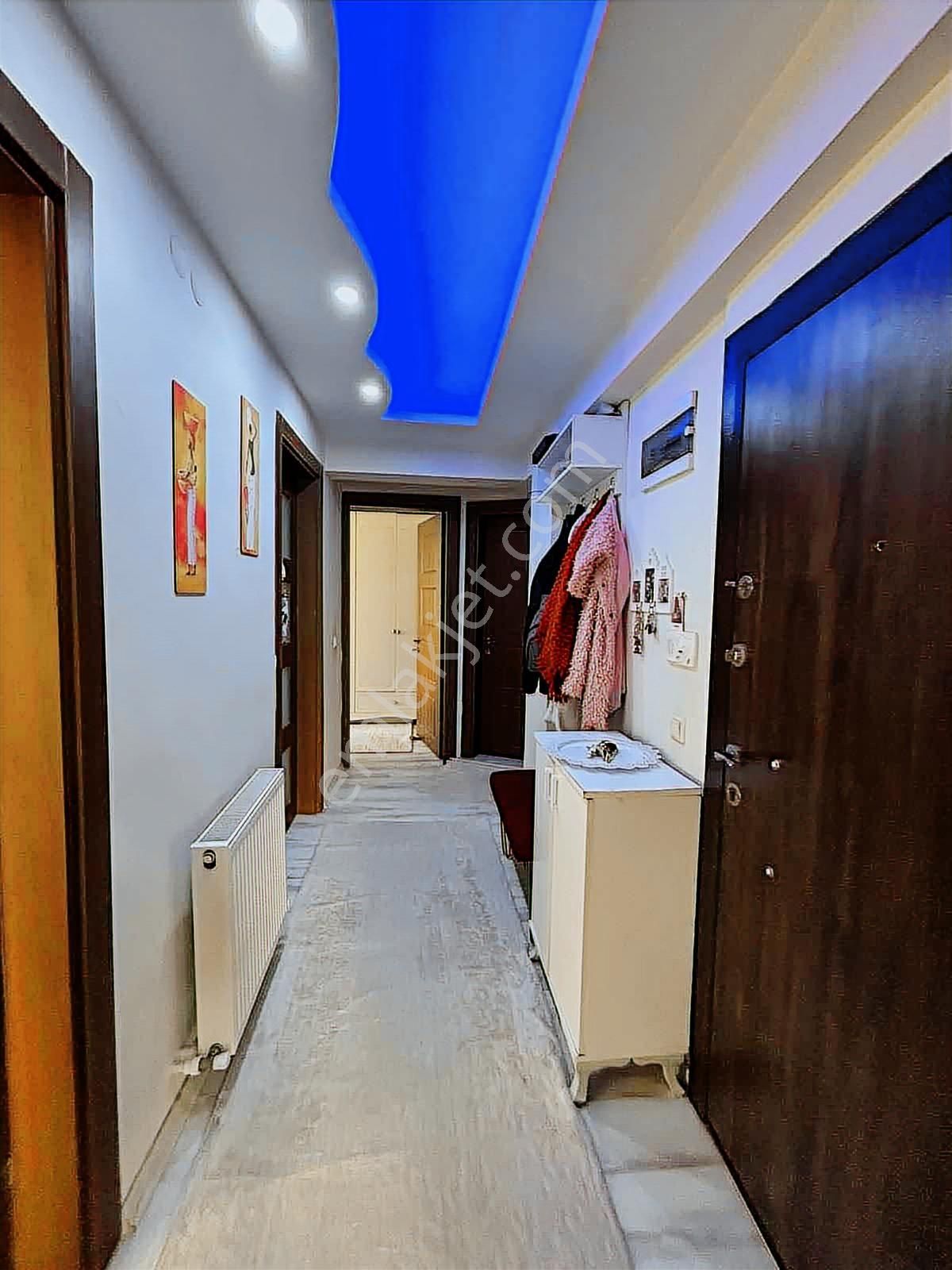 Emlak Center'dan Muradiye Mah Satılık 3+1 Ara Kat Daire - Görsel 22