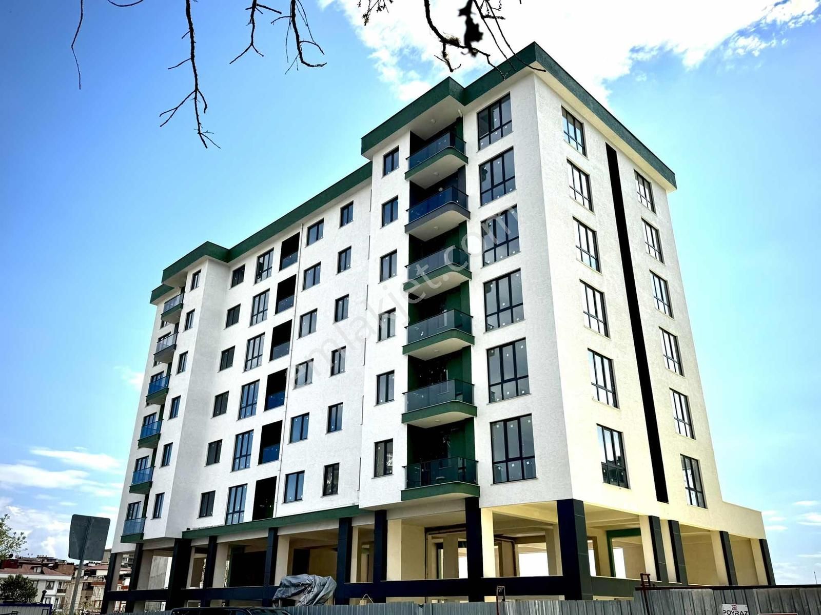 Sancaktepe Çekmeköy Sınırı Cadde Üzeri Satılık 90 M2 2+1 Daire - Görsel 12