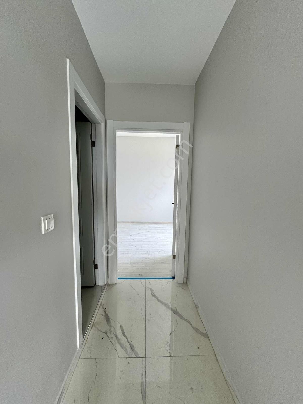 Sancaktepe Çekmeköy Sınırı Cadde Üzeri Satılık 90 M2 2+1 Daire - Görsel 3