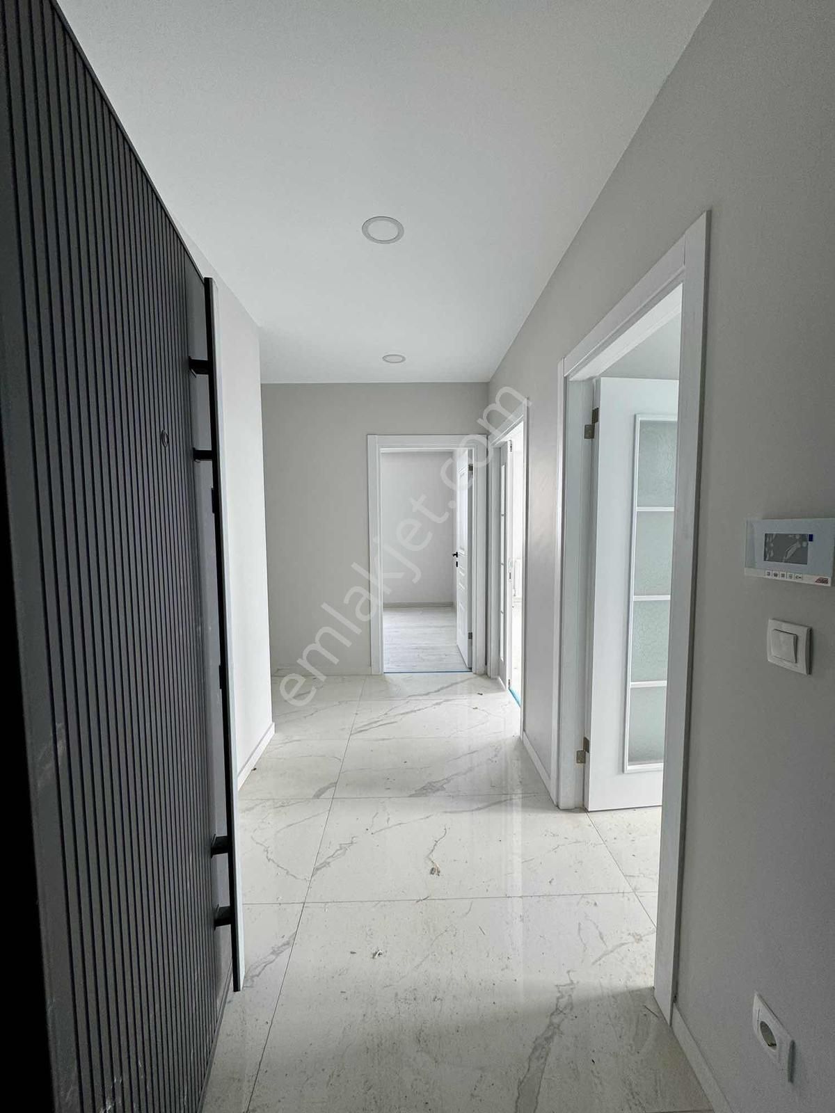 Sancaktepe Çekmeköy Sınırı Cadde Üzeri Satılık 90 M2 2+1 Daire - Görsel 5