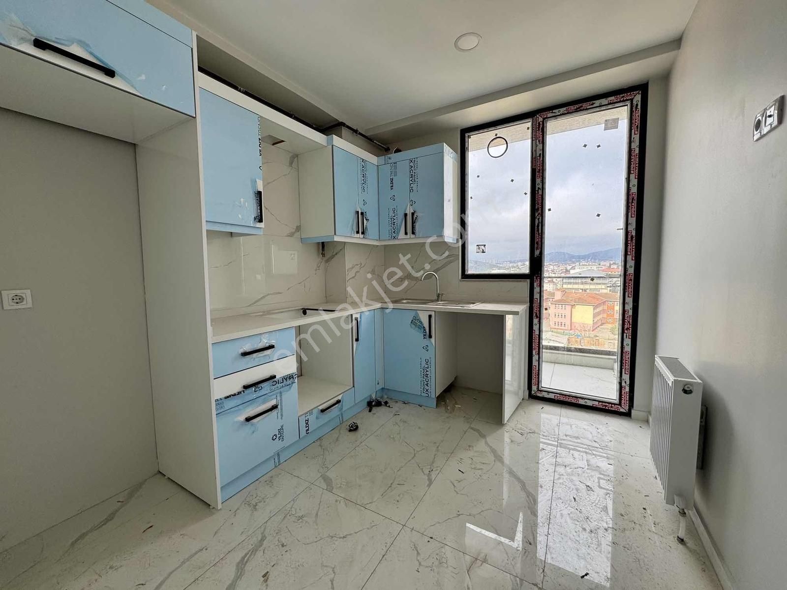 Sancaktepe Çekmeköy Sınırı Cadde Üzeri Satılık 90 M2 2+1 Daire - Görsel 29