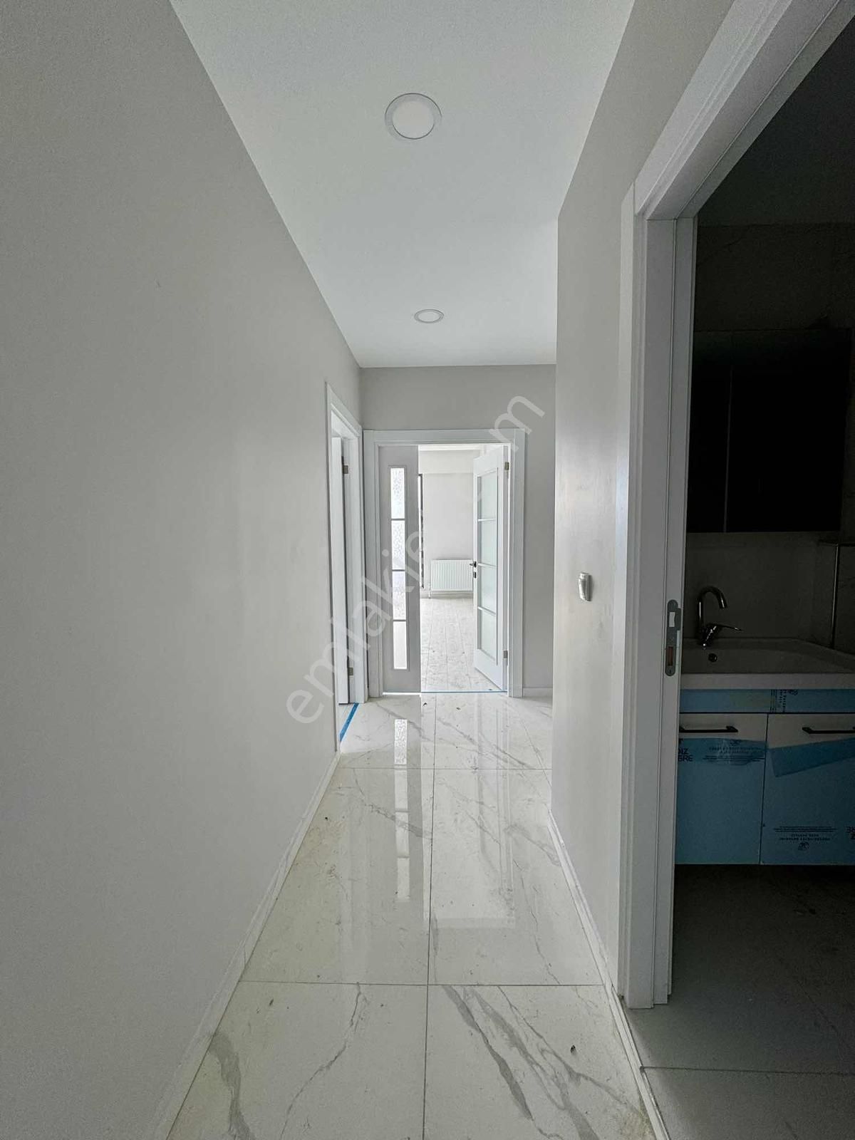 Sancaktepe Çekmeköy Sınırı Cadde Üzeri Satılık 90 M2 2+1 Daire - Görsel 34