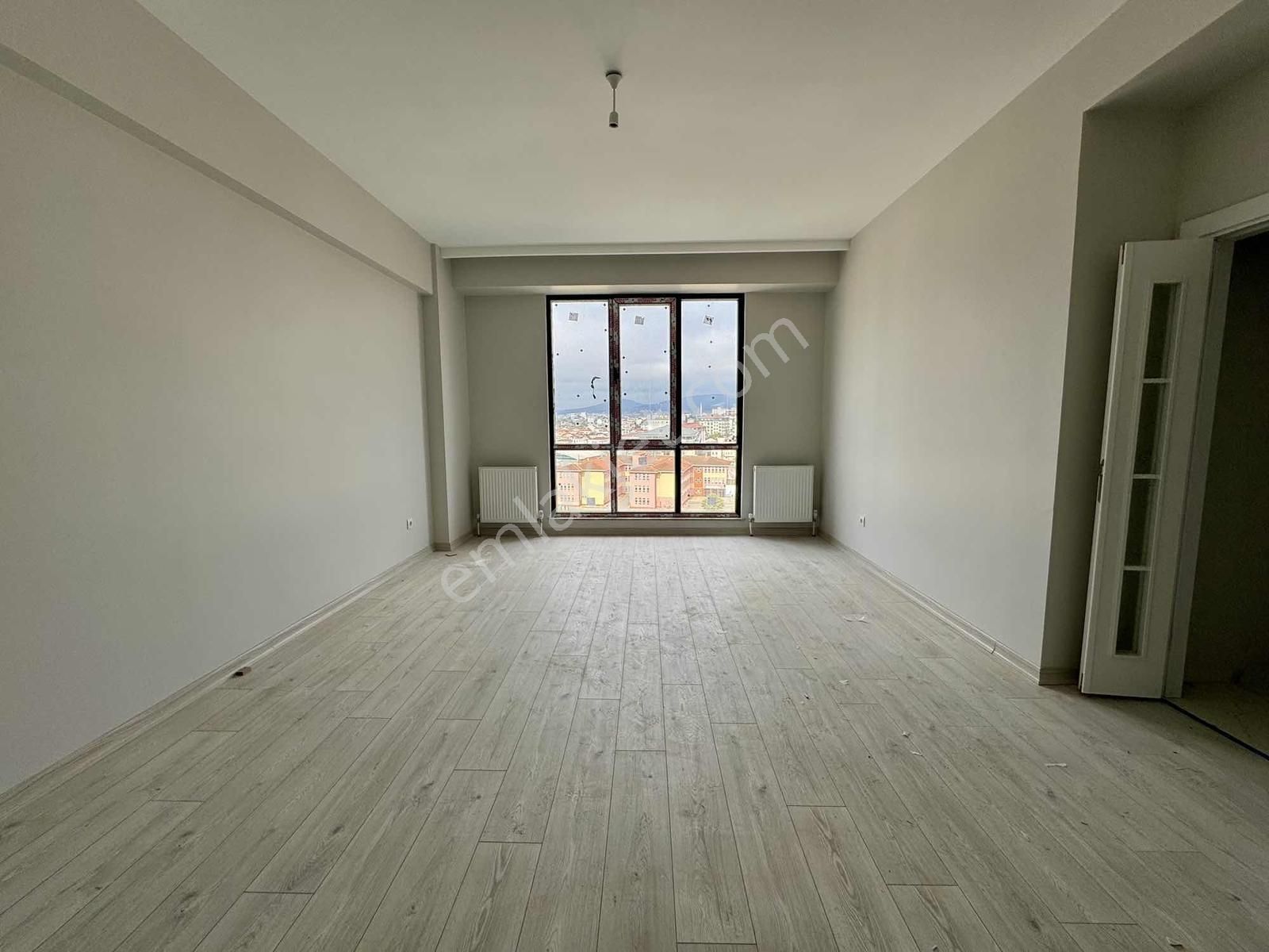Sancaktepe Çekmeköy Sınırı Cadde Üzeri Satılık 90 M2 2+1 Daire - Görsel 30