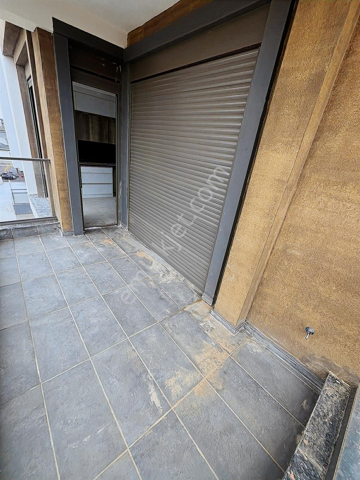 Altıntaş'ta 4 Bloklu Sitede Ayrı Mutfak İskanlı 3+1 Daire - Görsel 15