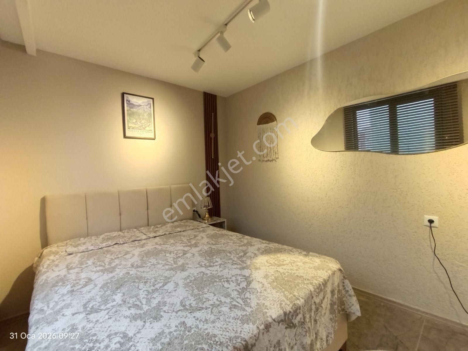 Truva/ahmet Kömürcü'den Tramvaya Çok Yakın Lüks Eşyalı 1+1 Daire - Görsel 13