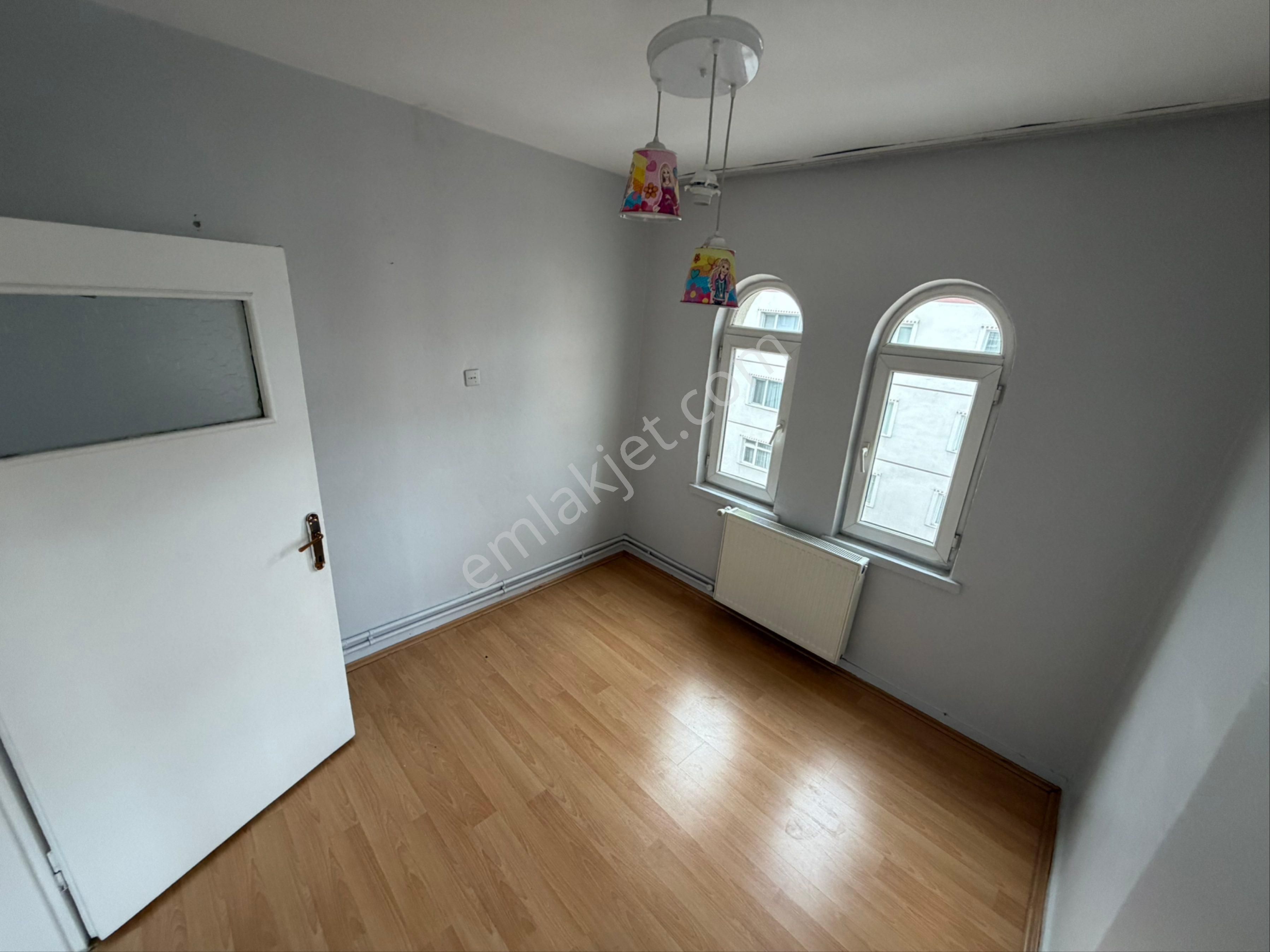 Akşemsettin Mah. 3+1 Ön Cadde Cepheli Ara Kat Krediye Uygun Daire! - Görsel 33