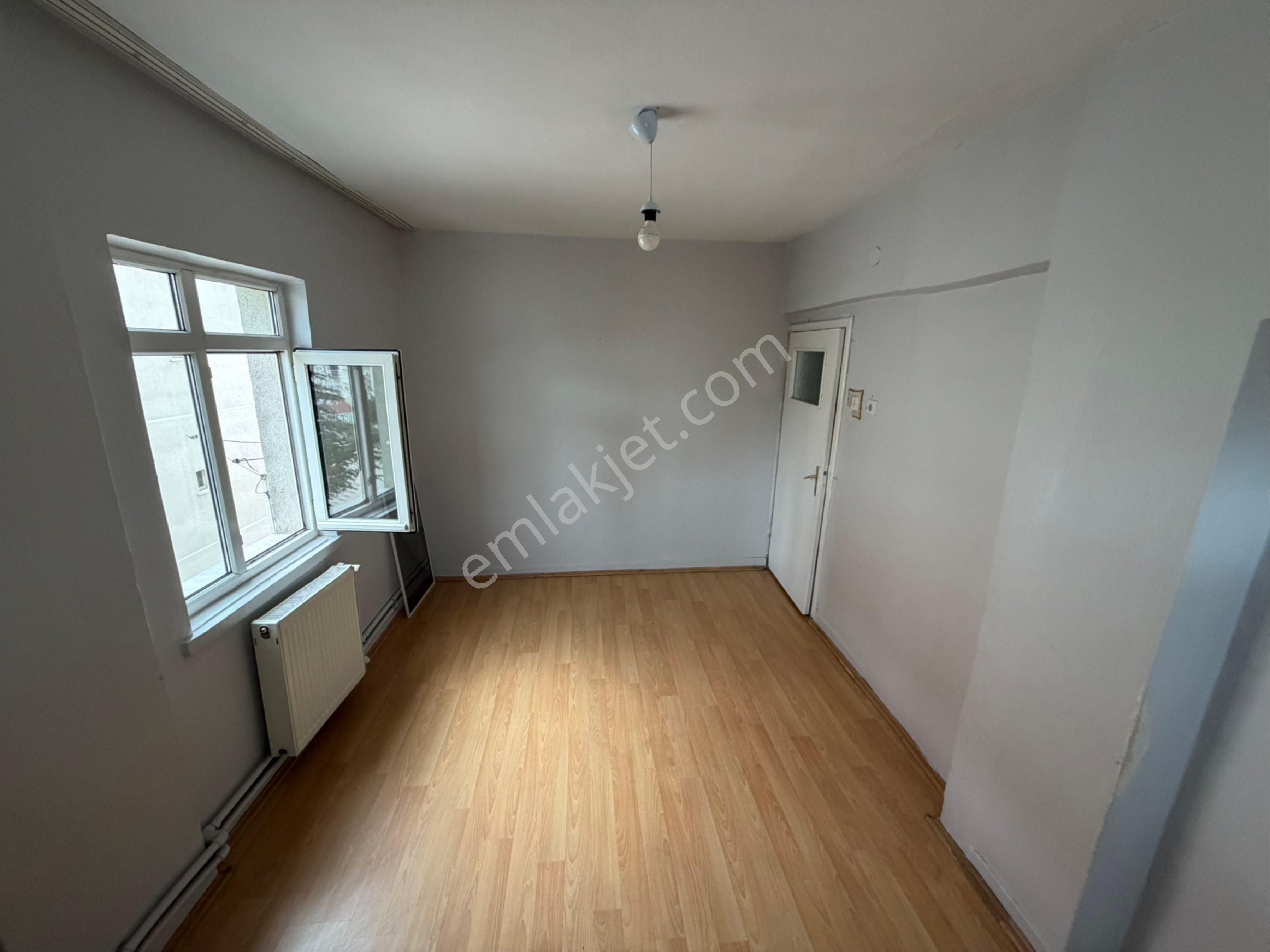 Akşemsettin Mah. 3+1 Ön Cadde Cepheli Ara Kat Krediye Uygun Daire! - Görsel 15