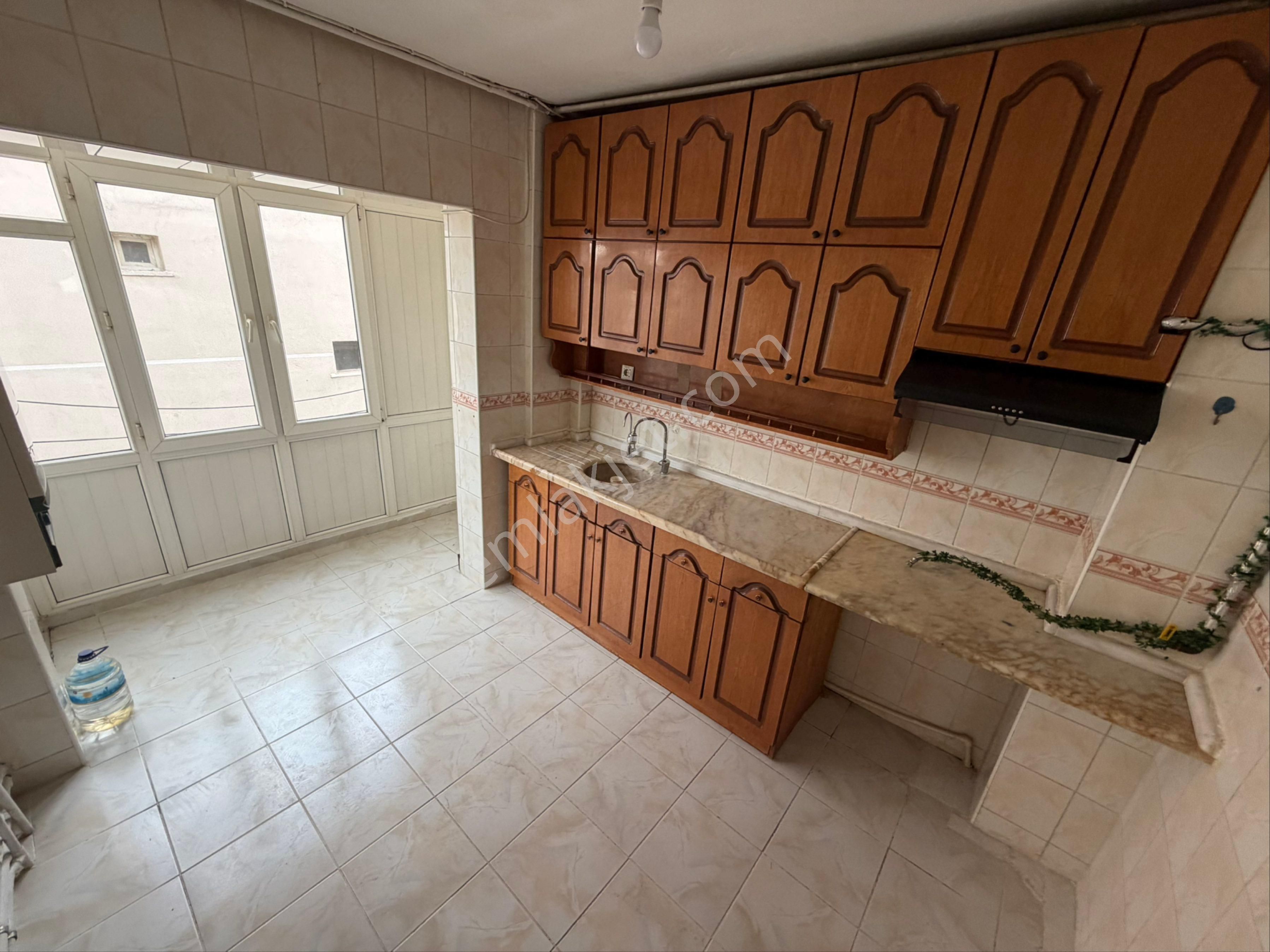 Akşemsettin Mah. 3+1 Ön Cadde Cepheli Ara Kat Krediye Uygun Daire! - Görsel 28