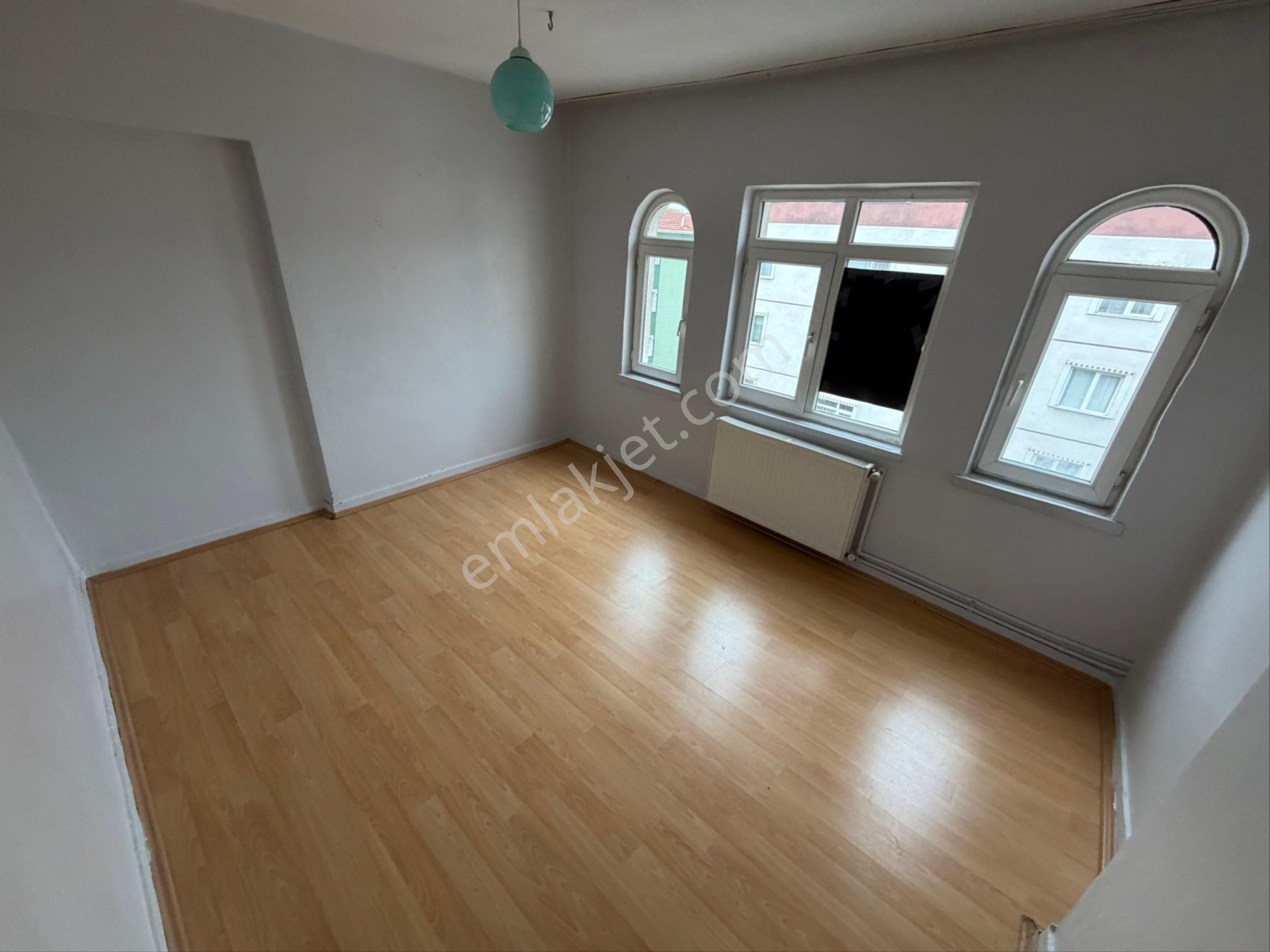 Akşemsettin Mah. 3+1 Ön Cadde Cepheli Ara Kat Krediye Uygun Daire! - Görsel 11