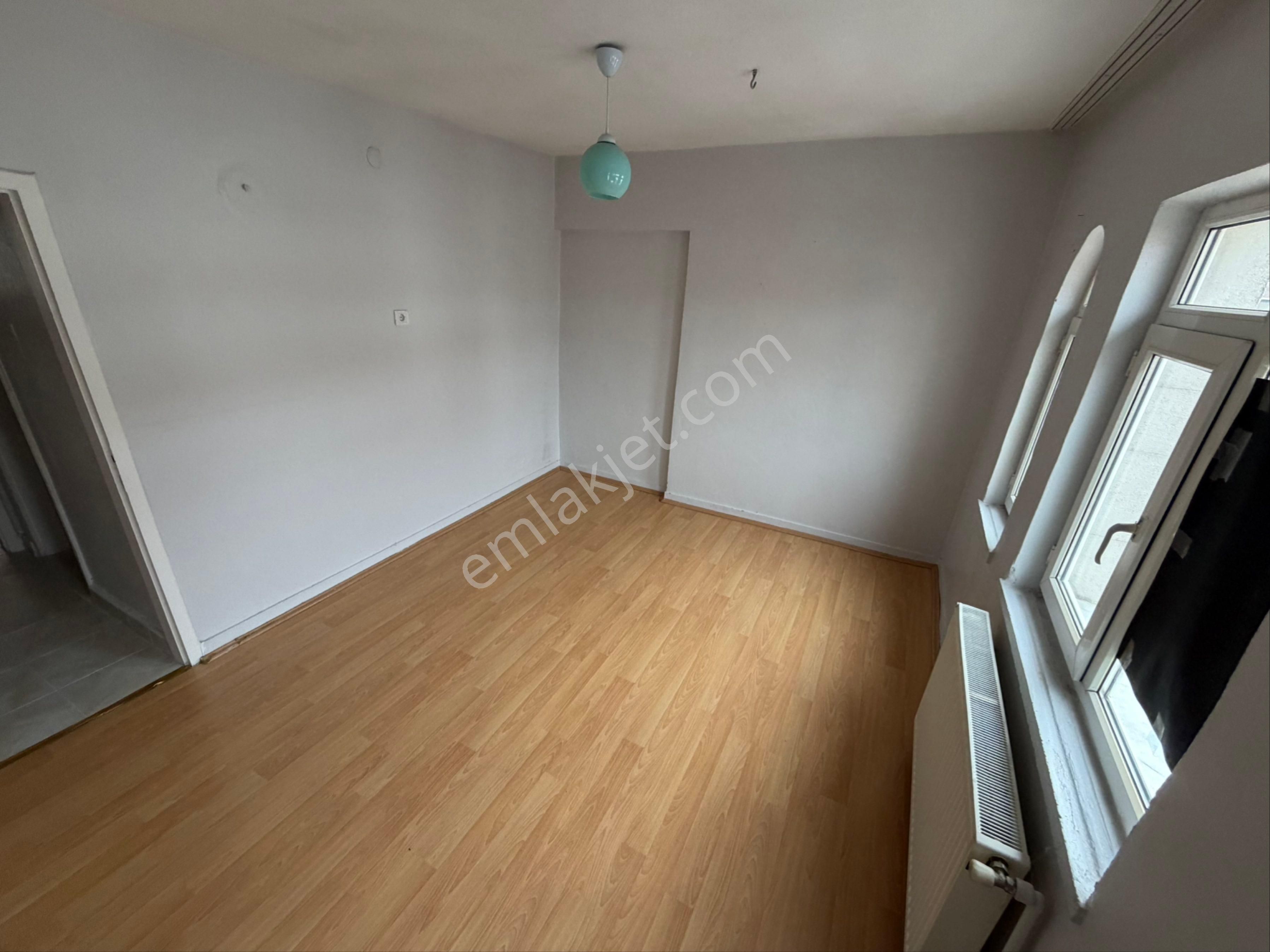 Akşemsettin Mah. 3+1 Ön Cadde Cepheli Ara Kat Krediye Uygun Daire! - Görsel 13