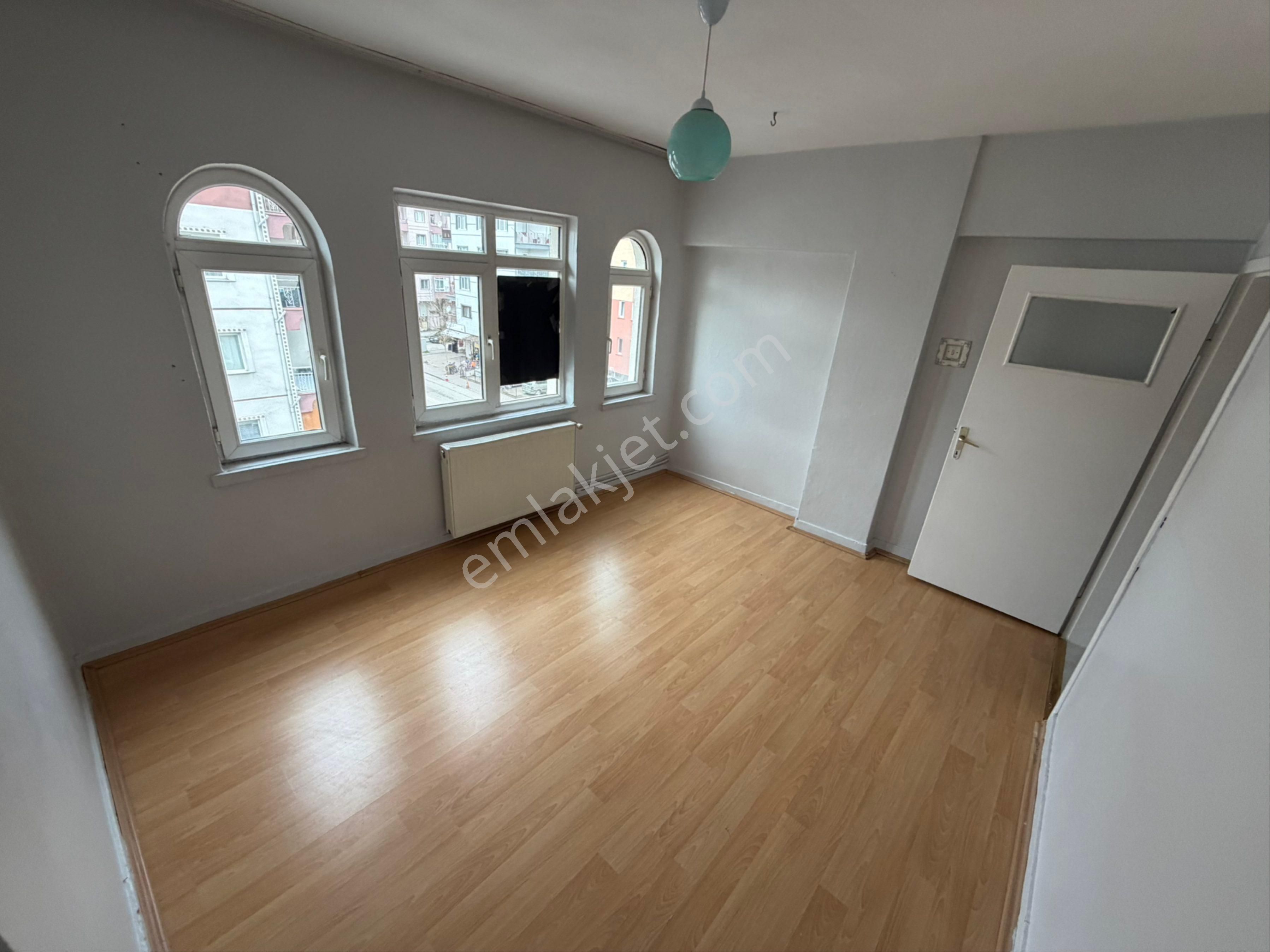 Akşemsettin Mah. 3+1 Ön Cadde Cepheli Ara Kat Krediye Uygun Daire! - Görsel 9