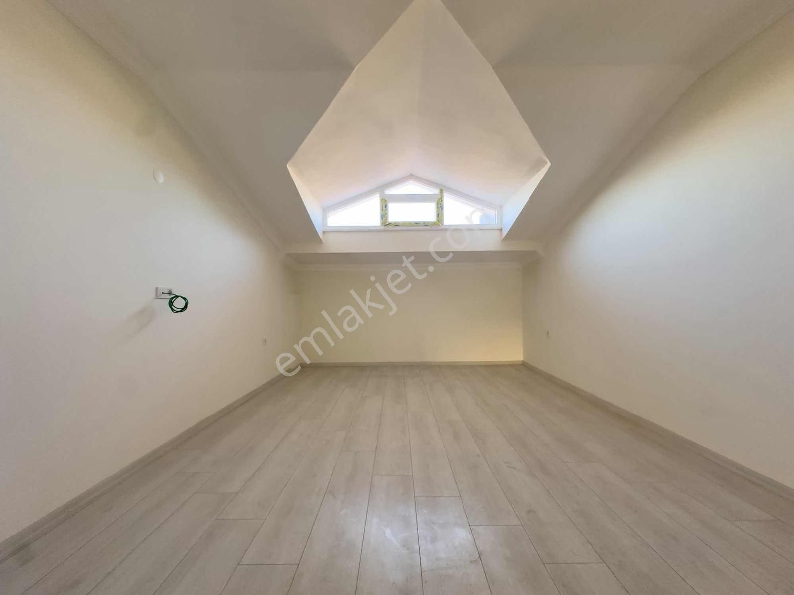 Side-migros Kavşağında 4+1 Asansörlü Sıfır Dubleks Daire - Görsel 24