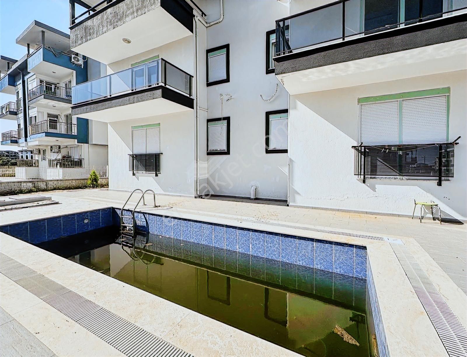 Ilıcada 3+1 Yüksek Giriş Amerikan Mutfak Havuzlu Sıfır Daire - Görsel 18