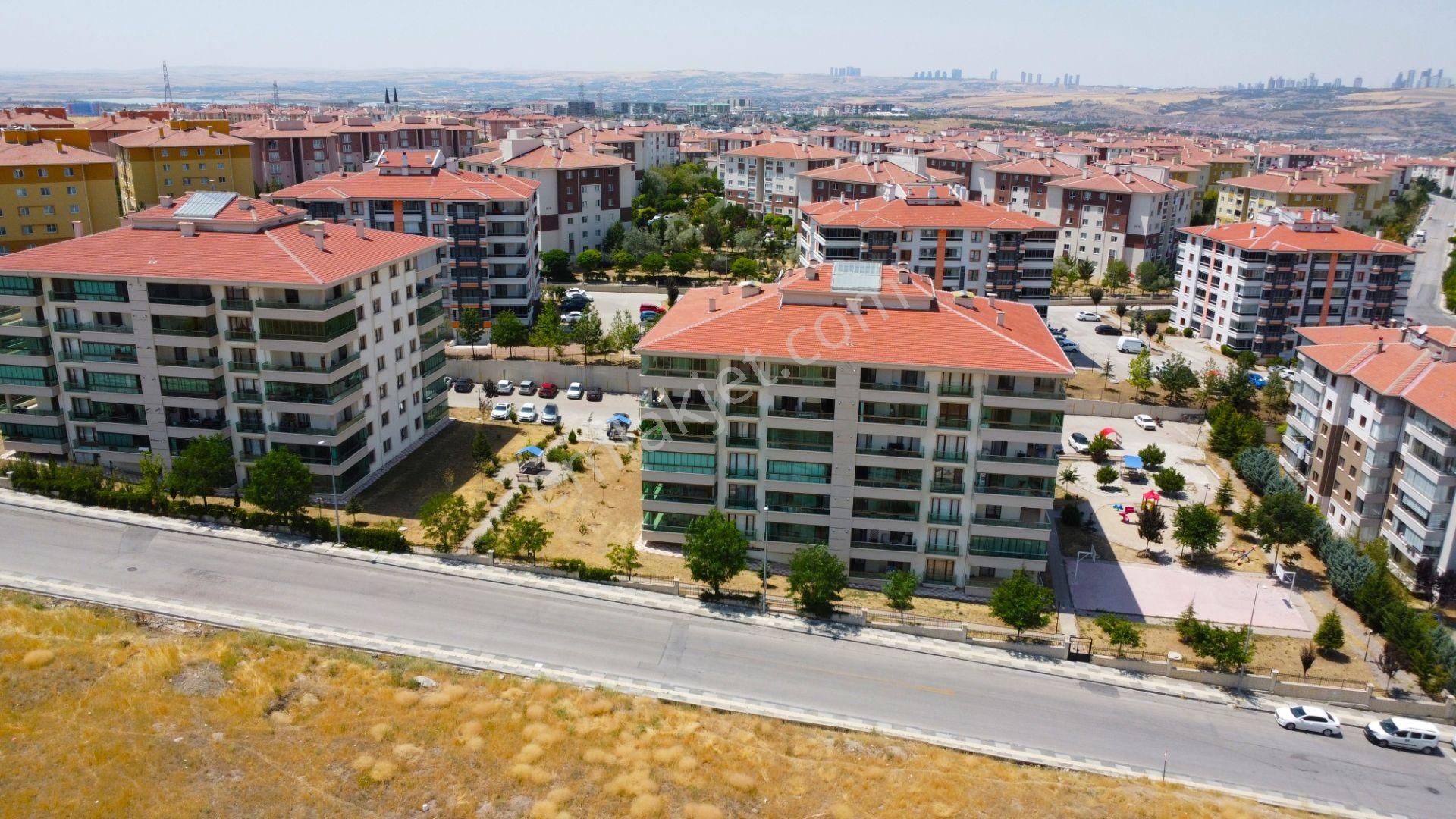 Gölbaşı Eymir Aydınlı Evler Sitesi Geniş 4+1 Satılık Daire - Görsel 26