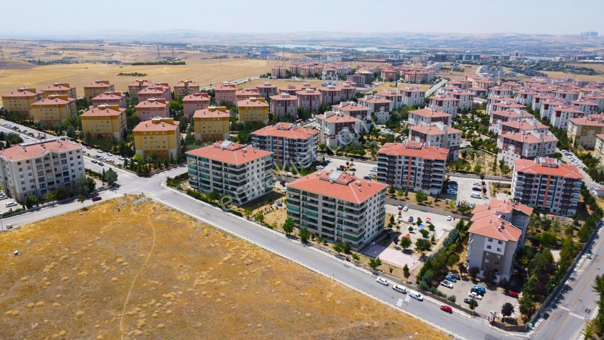 Gölbaşı Eymir Aydınlı Evler Sitesi Geniş 4+1 Satılık Daire - Görsel 22