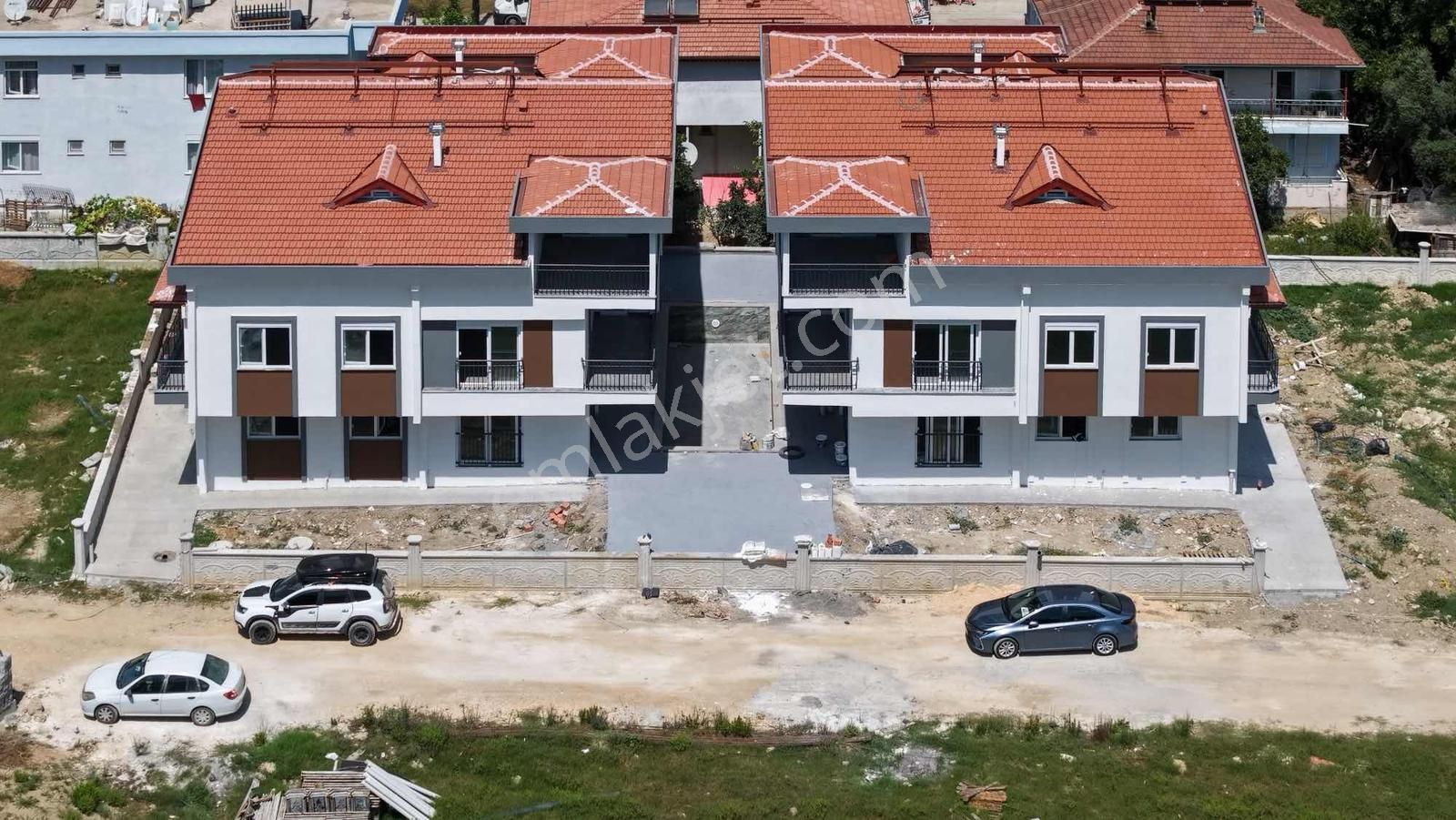 Sarılarda Doğa Manzaralı 5+1 Sıfır Dubleks Havuzlu Daire