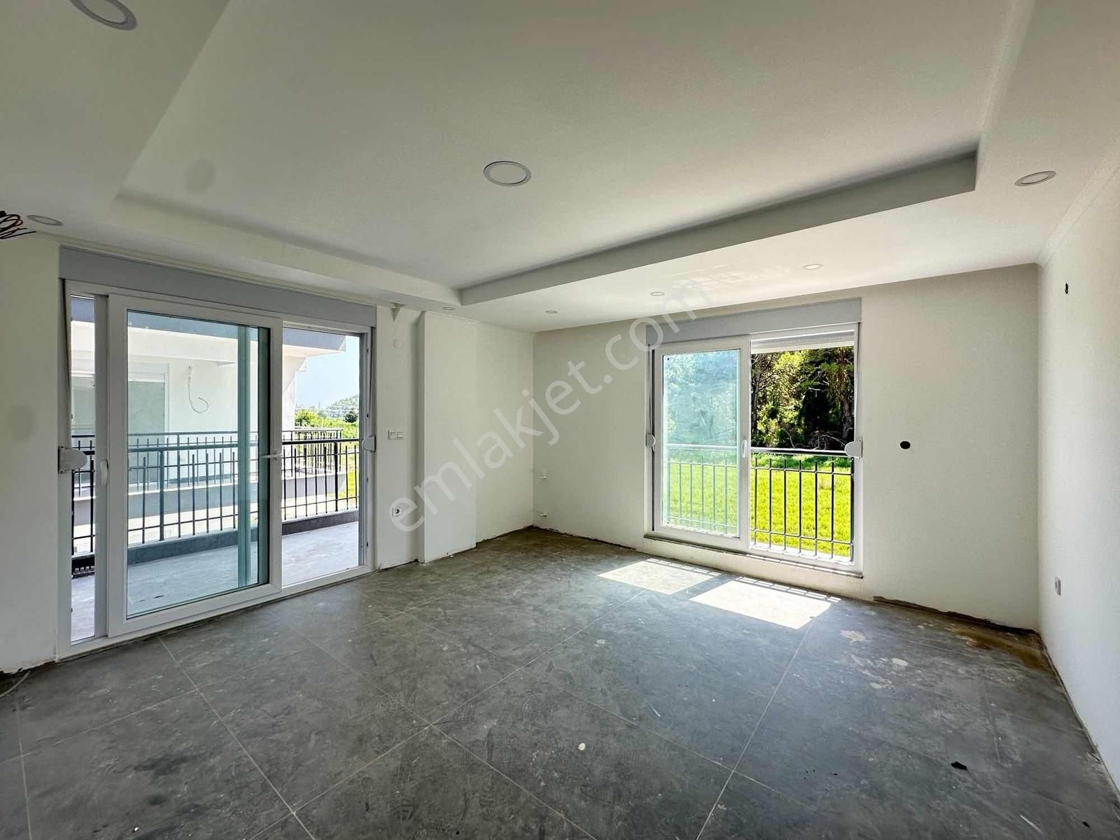 Sarılarda Doğa Manzaralı 5+1 Sıfır Dubleks Havuzlu Daire - Görsel 14