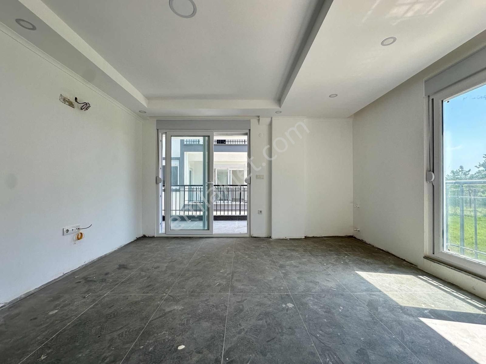 Sarılarda Doğa Manzaralı 5+1 Sıfır Dubleks Havuzlu Daire - Görsel 11