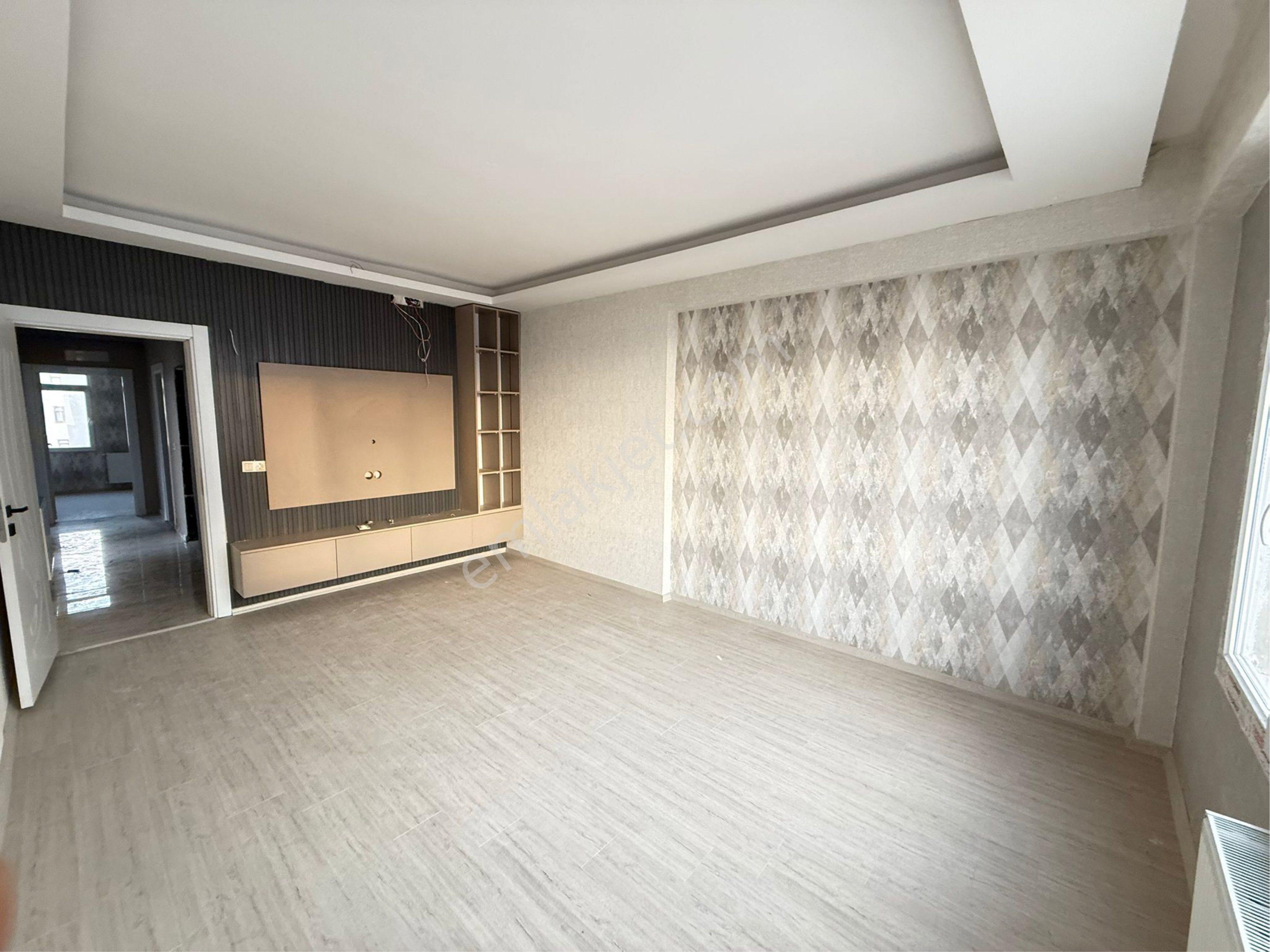 Cadde Seyran..satılık..3+1 /arakat Sıfır Daire