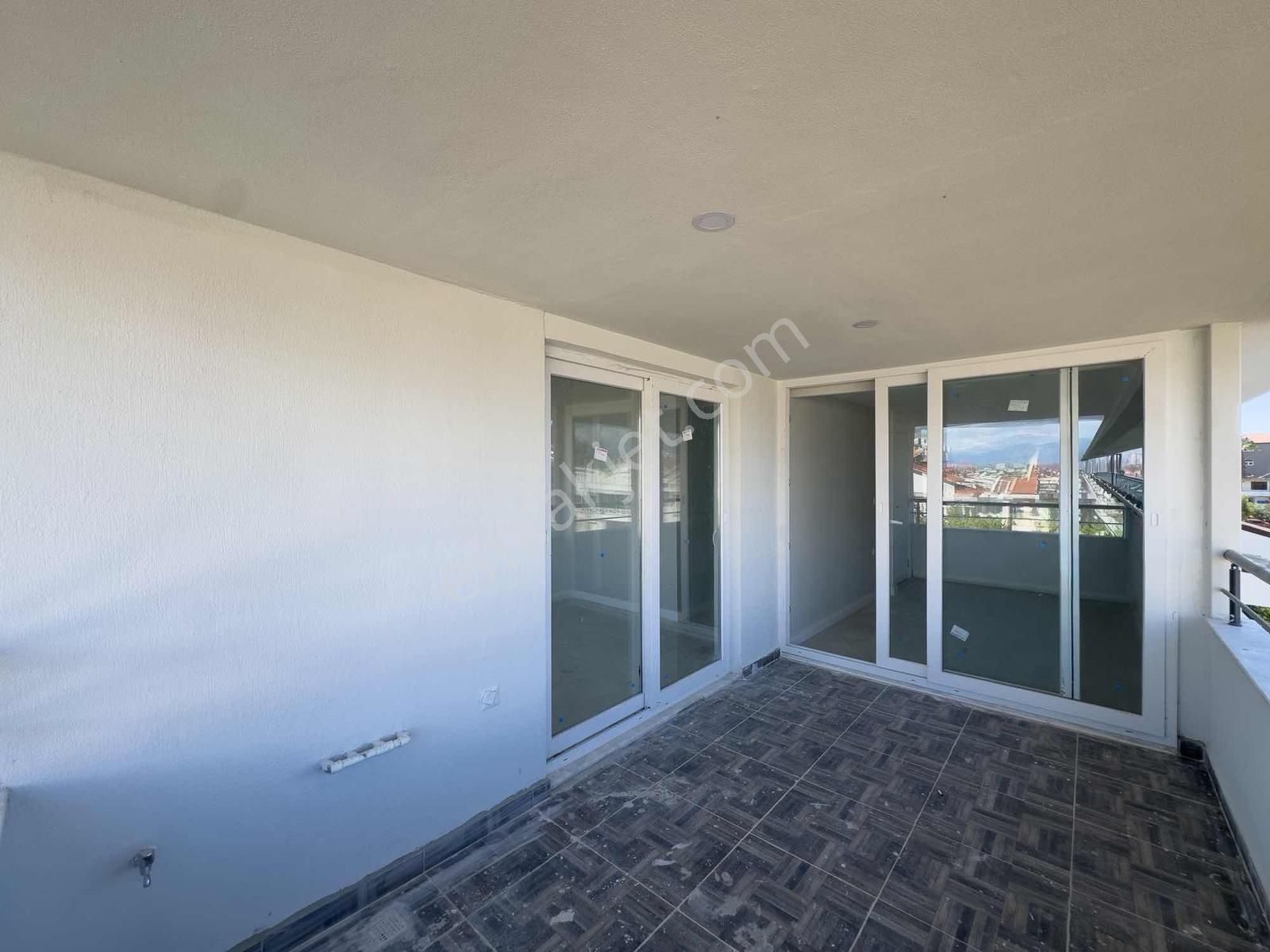 Side'de 4+1 Havuzlu Satılık Sıfır Lüks Dubleks Daire - Görsel 4