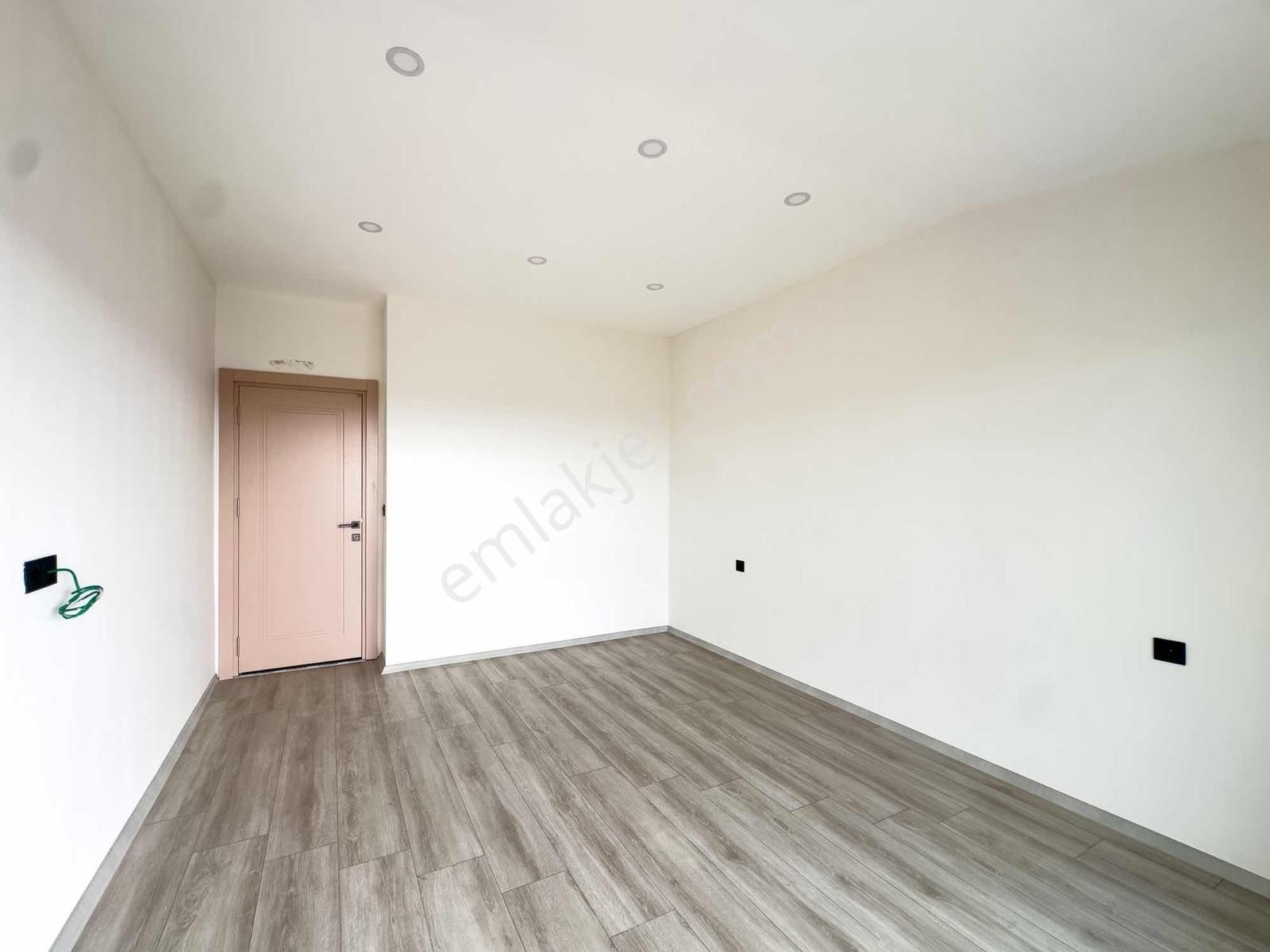 Ilıcada 3+1 Havuzlu Manzaralı Havadar Satılık Sıfır Dublex Daire - Görsel 13