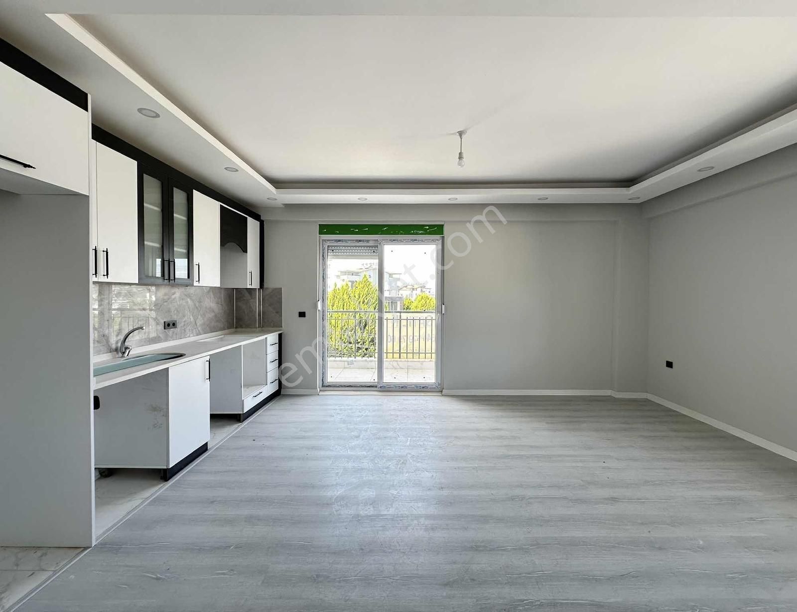 Sarılarda 4+1 Sıfır Dubleks Daire Geniş Teraslı Manzaralı - Görsel 24