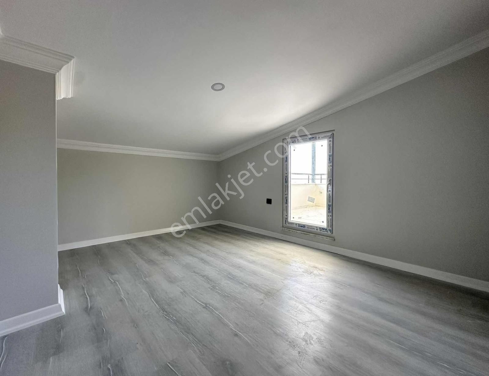 Sarılarda 4+1 Sıfır Dubleks Daire Geniş Teraslı Manzaralı - Görsel 8