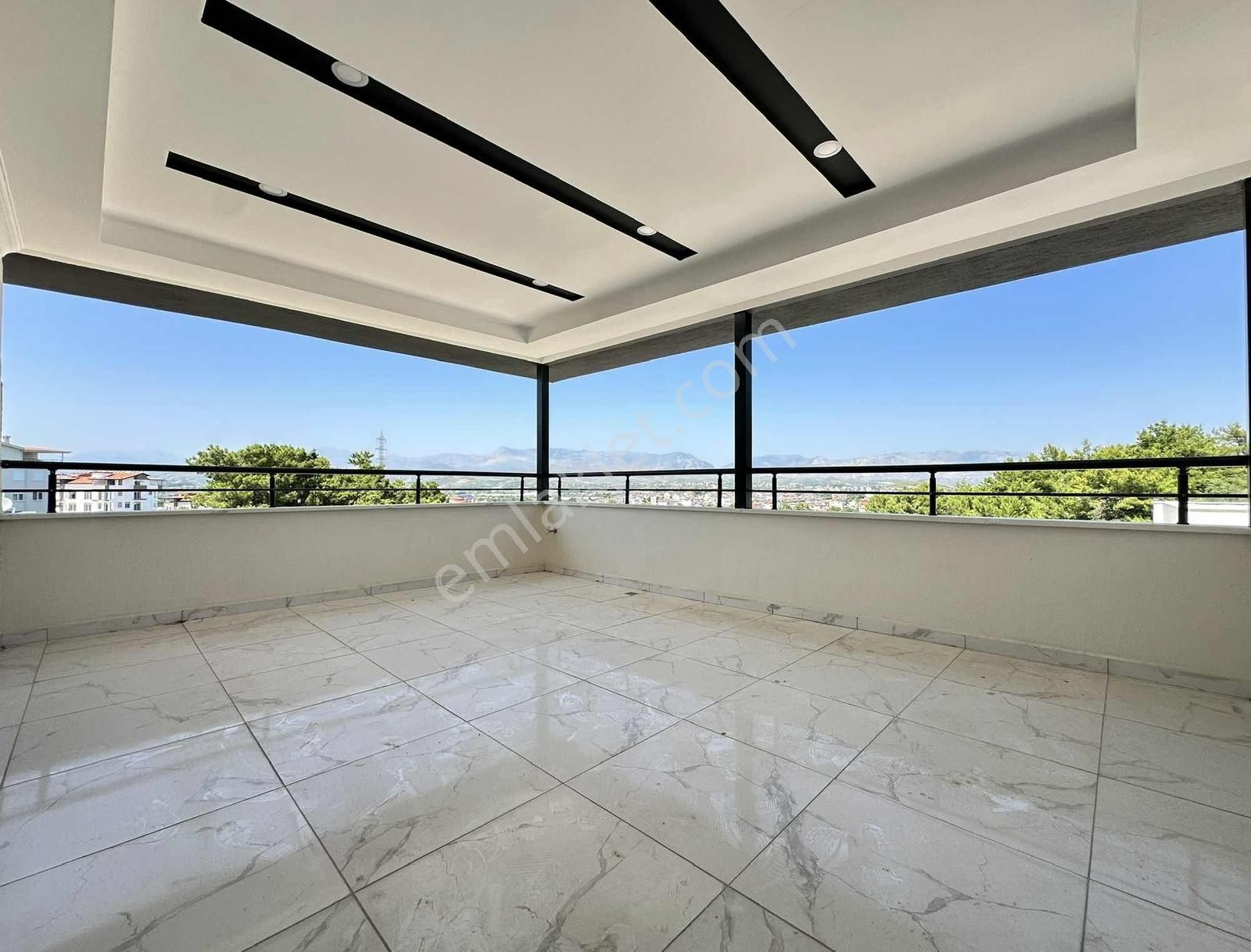 Sarılarda 4+1 Sıfır Dubleks Daire Geniş Teraslı Manzaralı - Görsel 10