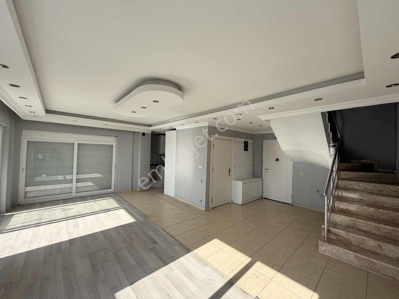 Manavgat Ilıcada Satılık 4+1 Tripleks Villa - Görsel 15