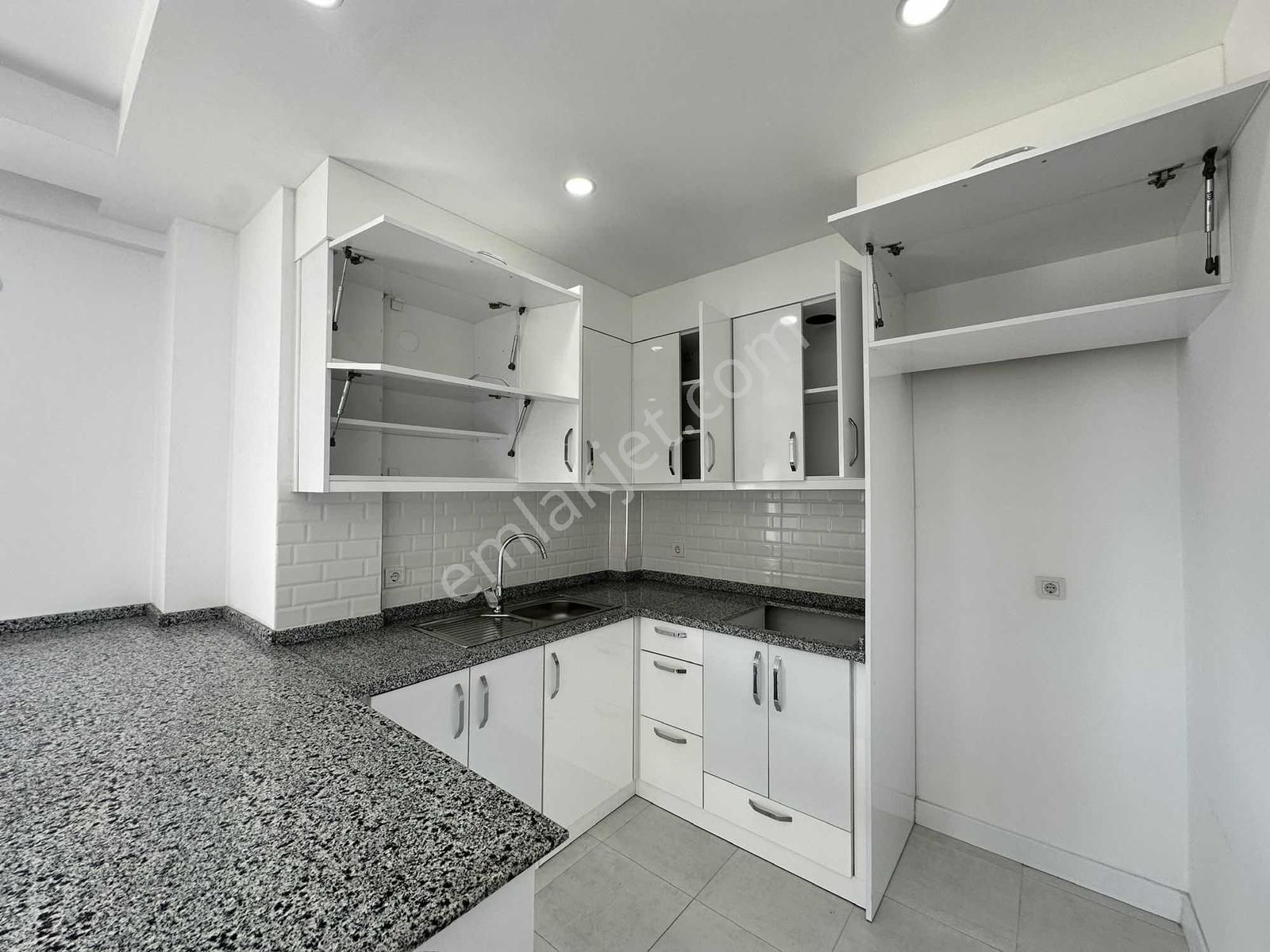 Manavgat Ilıca'da 1+1 Havuzlu Kiralık Daire - Görsel 14