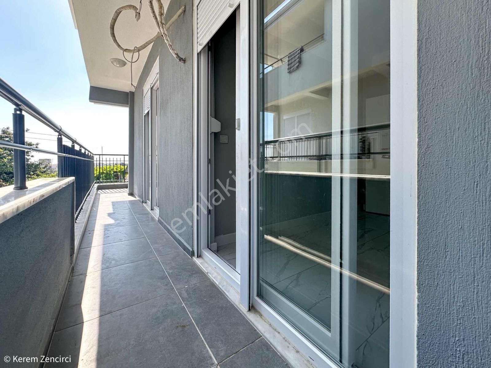 Ilıcada Satılık Geniş 3+1 Dubleks Daire Teraslı Kapalı Mutfaklı - Görsel 18